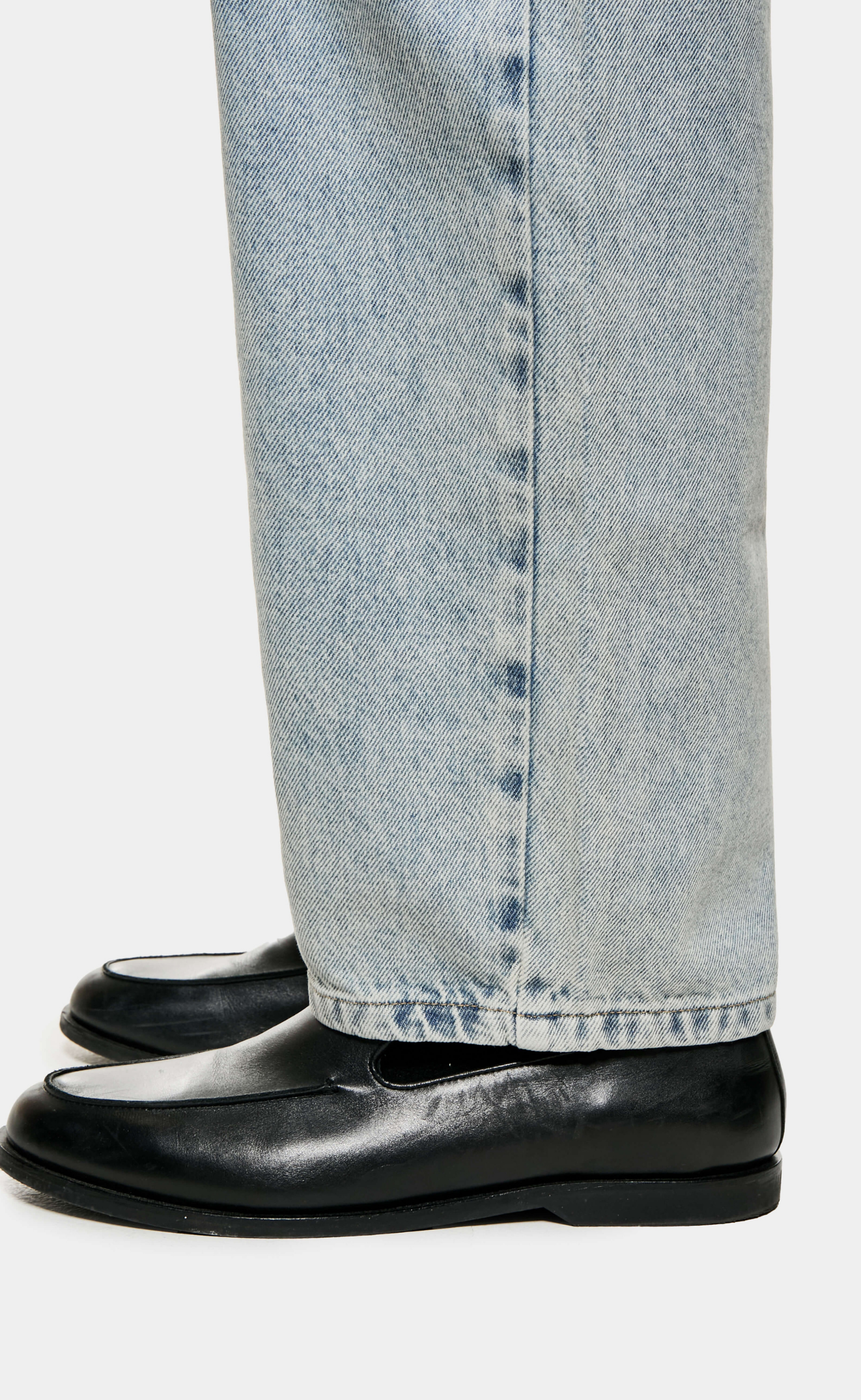 DENIM CLASSIC BLEACH WASH JEANS