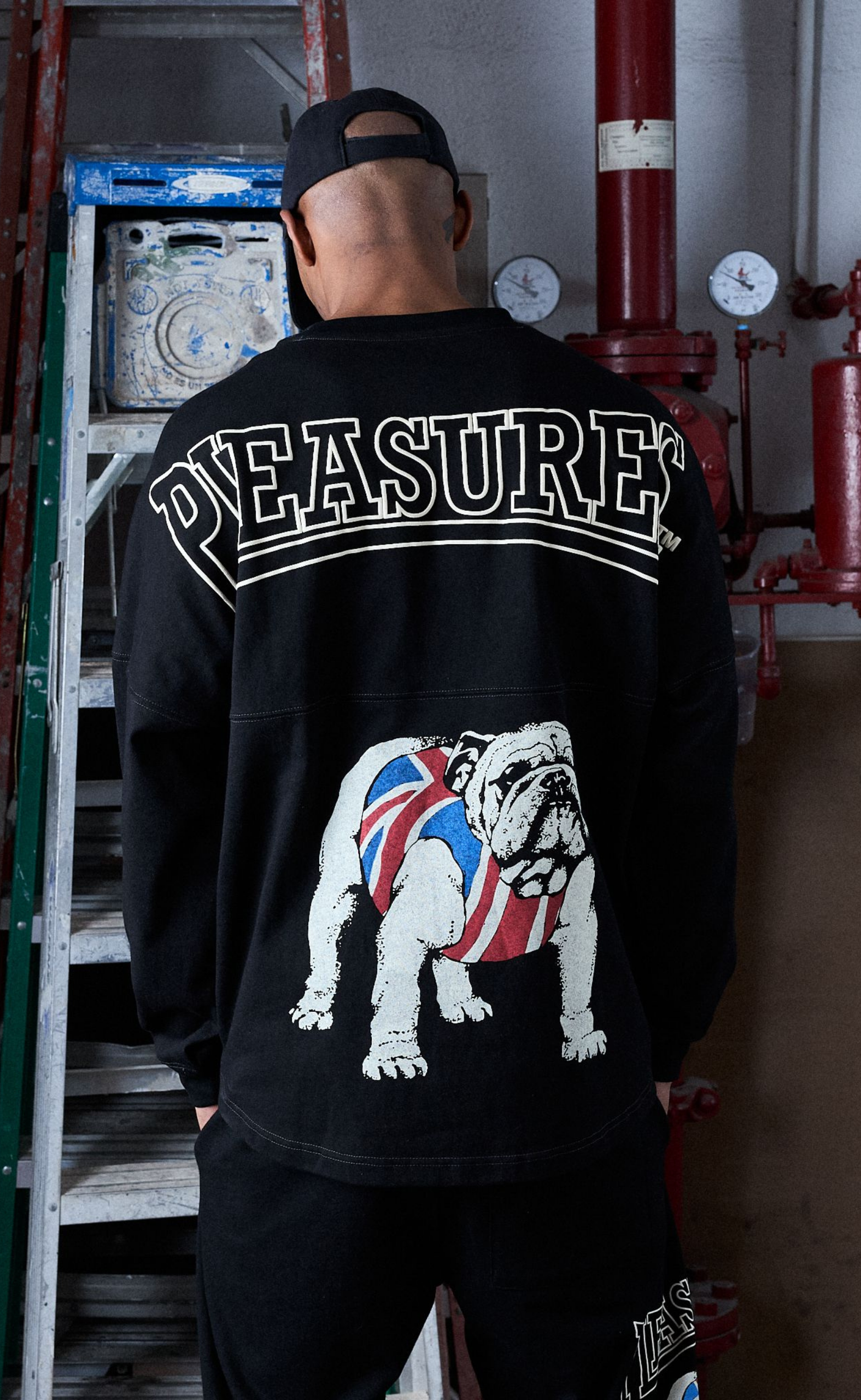 BULLDOG HEAVYWEIGHT BLACK LONGSLEEVE