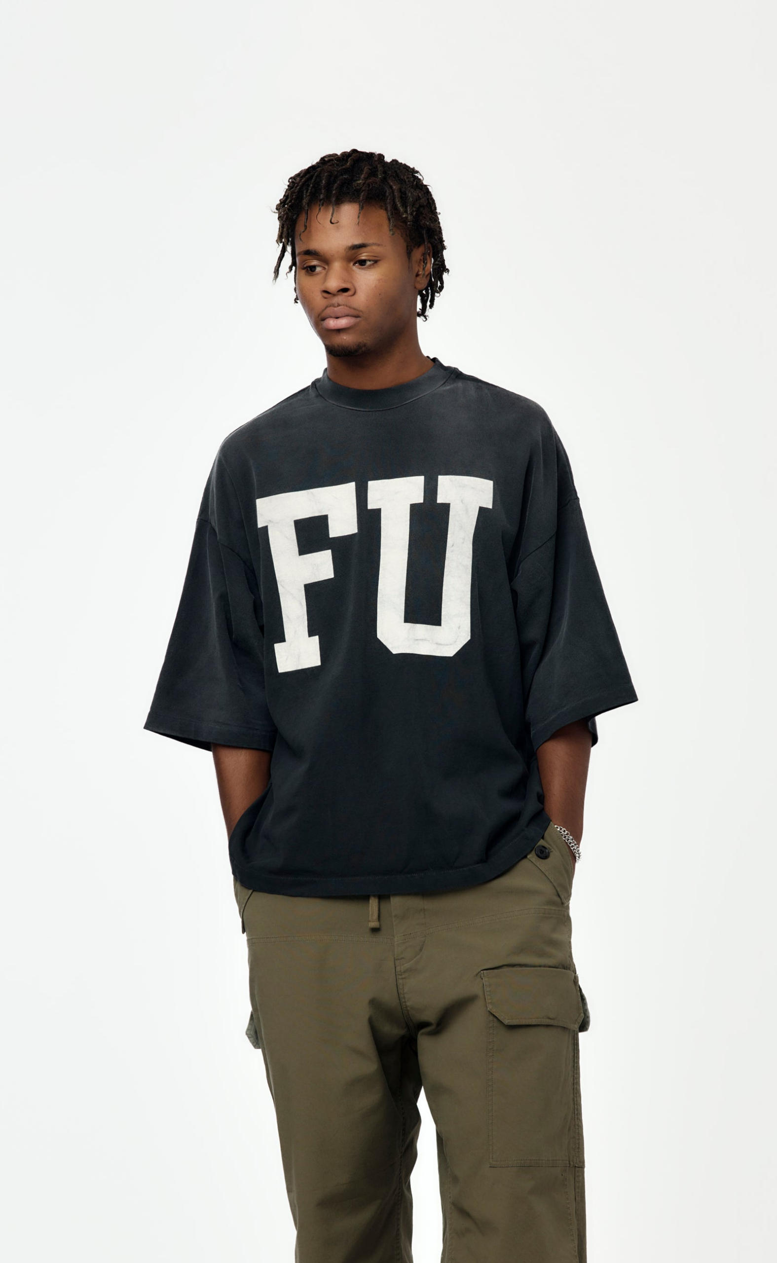 RELAXED EDUCATE BLACK T-SHIRT