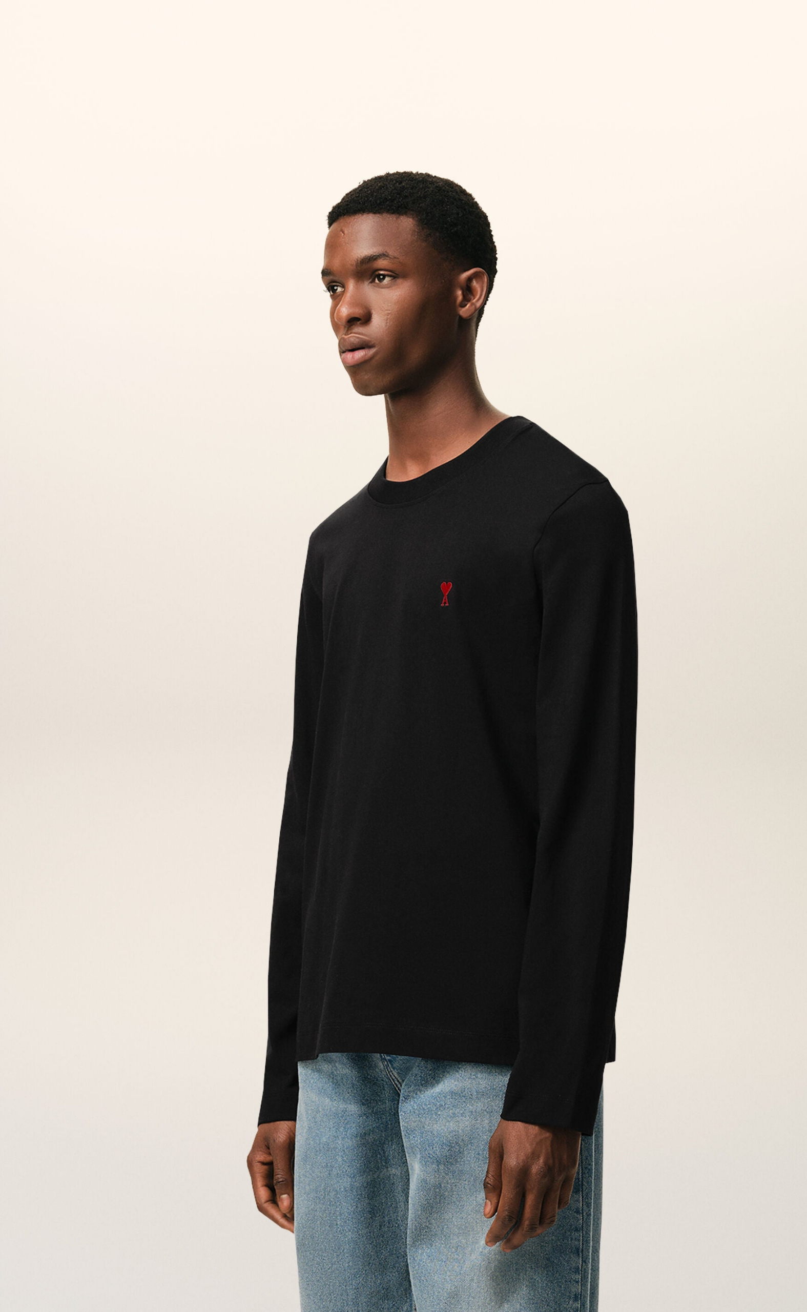 RED AMI DE COEUR BLACK LONGSLEEVE