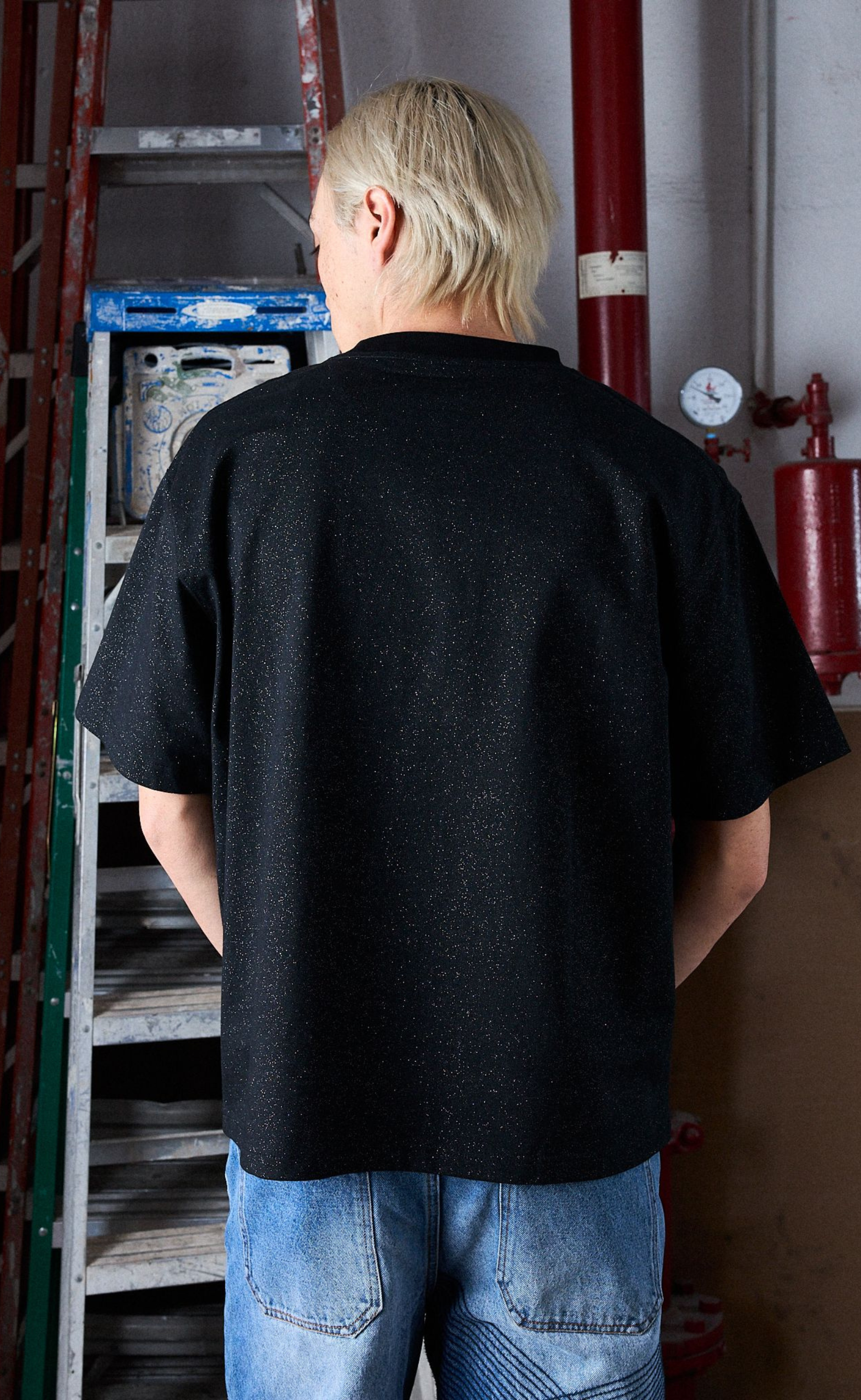 STARRY HEAVYWEIGHT BLACK T-SHIRT