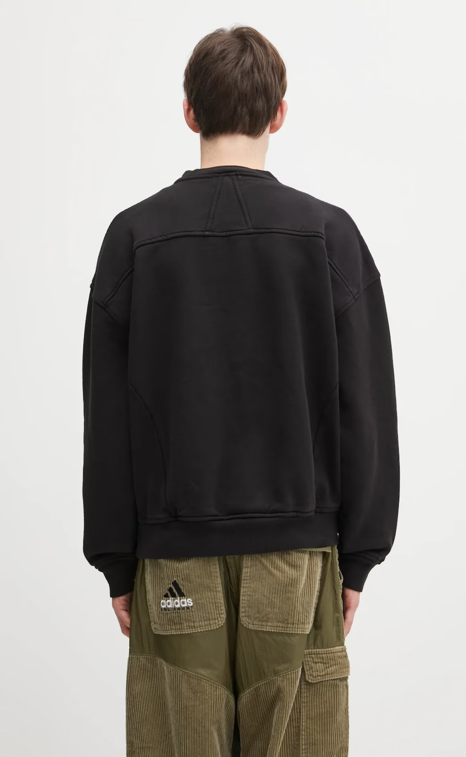 CLASSIQUE BLACK CREWNECK