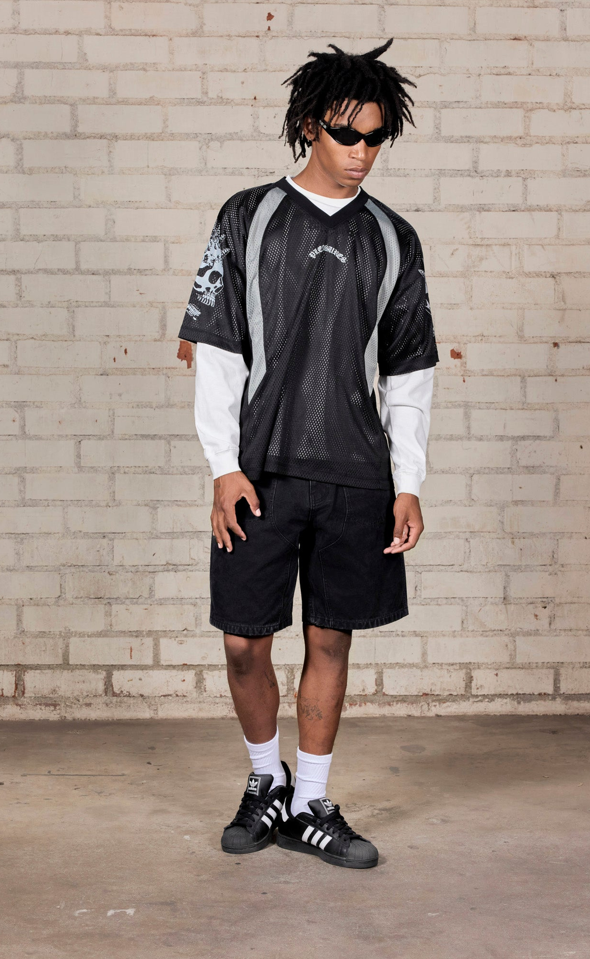 SCREWS FOOTBALL JERSEY BLACK T-SHIRT