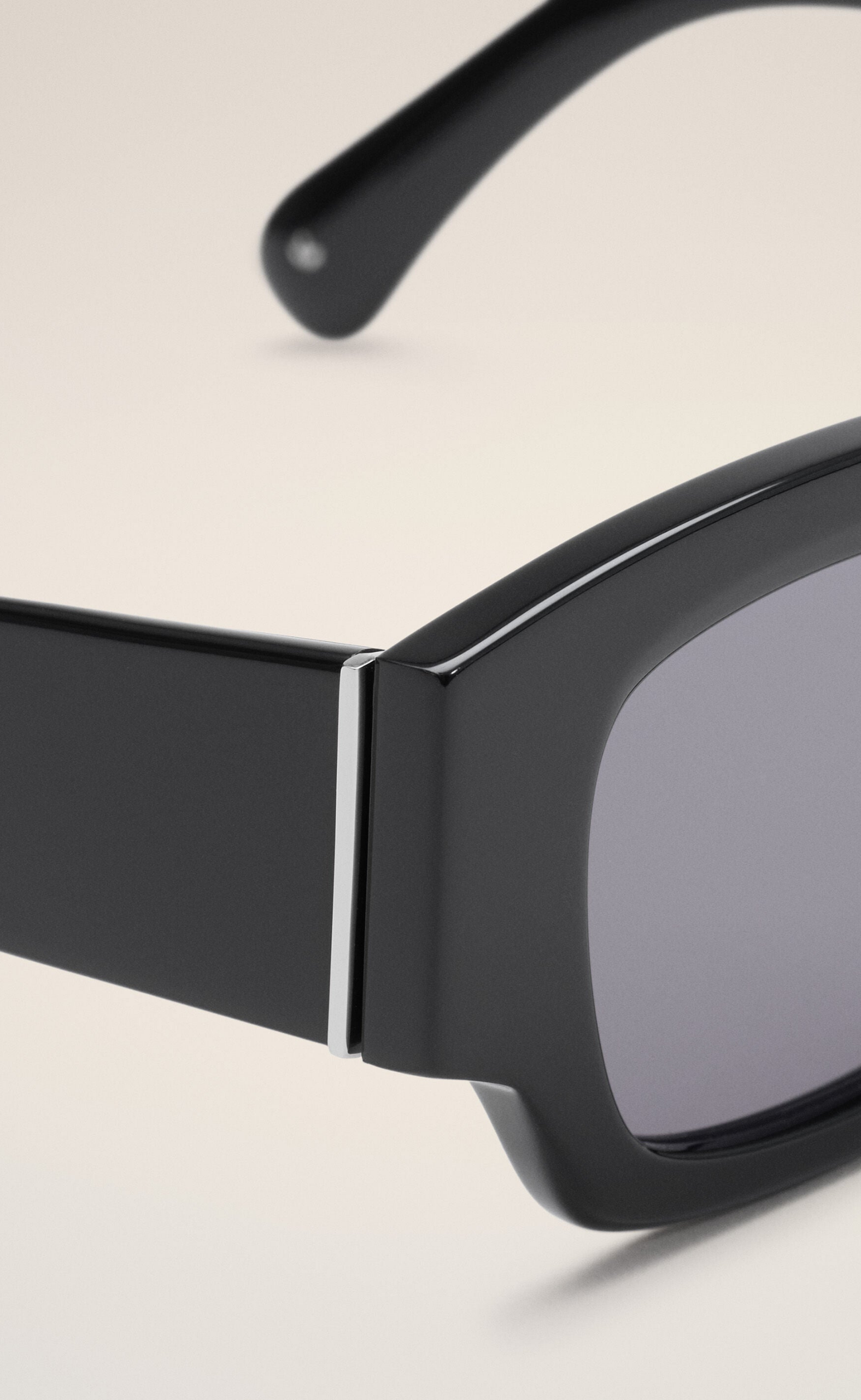 75001 BLACK SUNGLASSES