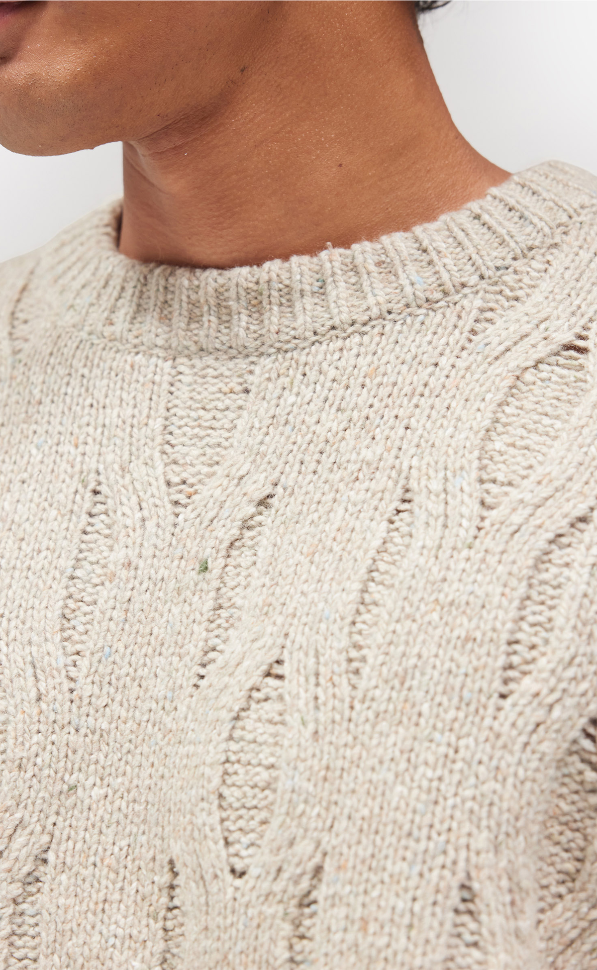 DISTRESS KNIT TAUPE SWEATER