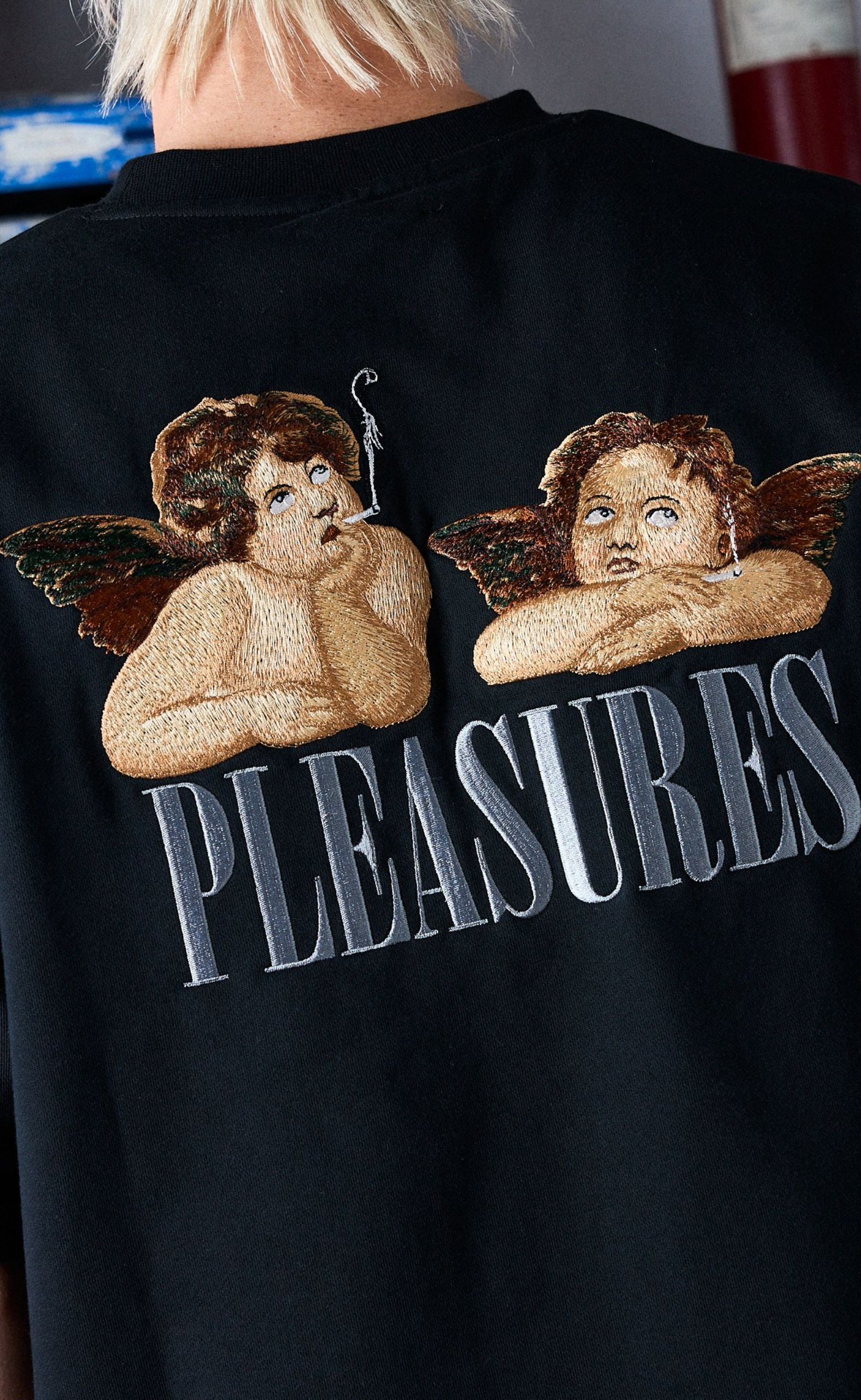 DYNAMIC SHORT SLEEVE BLACK T-SHIRT