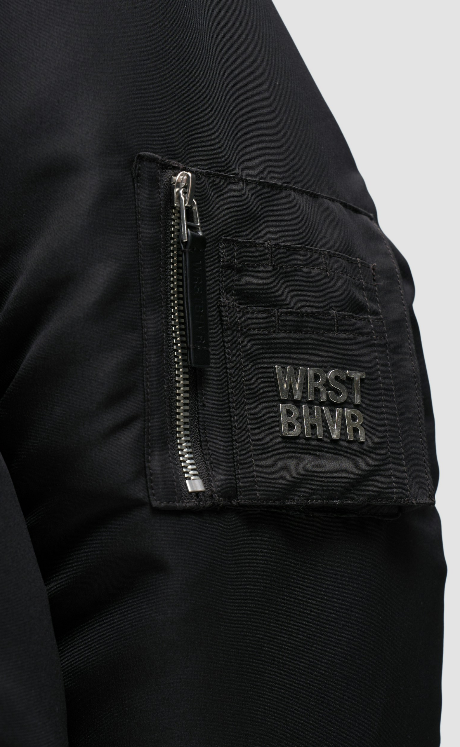 ARVEN BOMBER BLACK JACKET