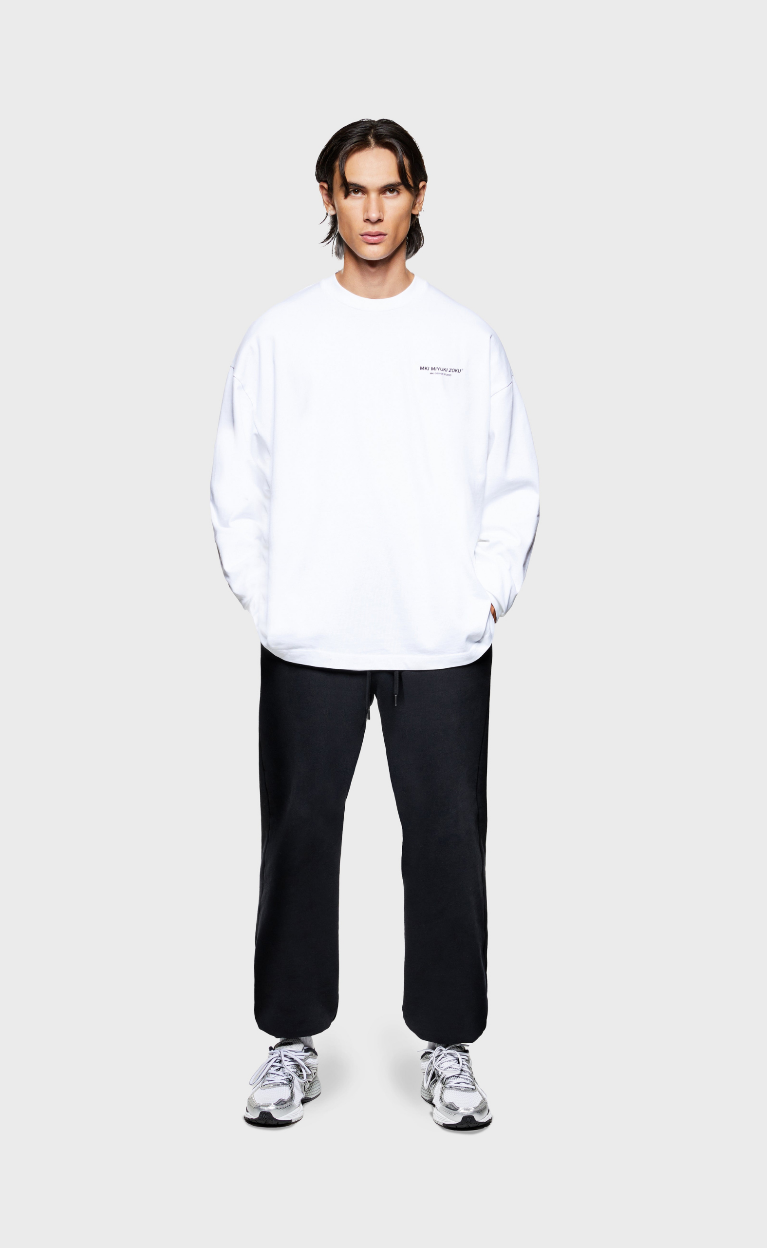 DESIGN STUDIO WHITE LONGSLEEVE