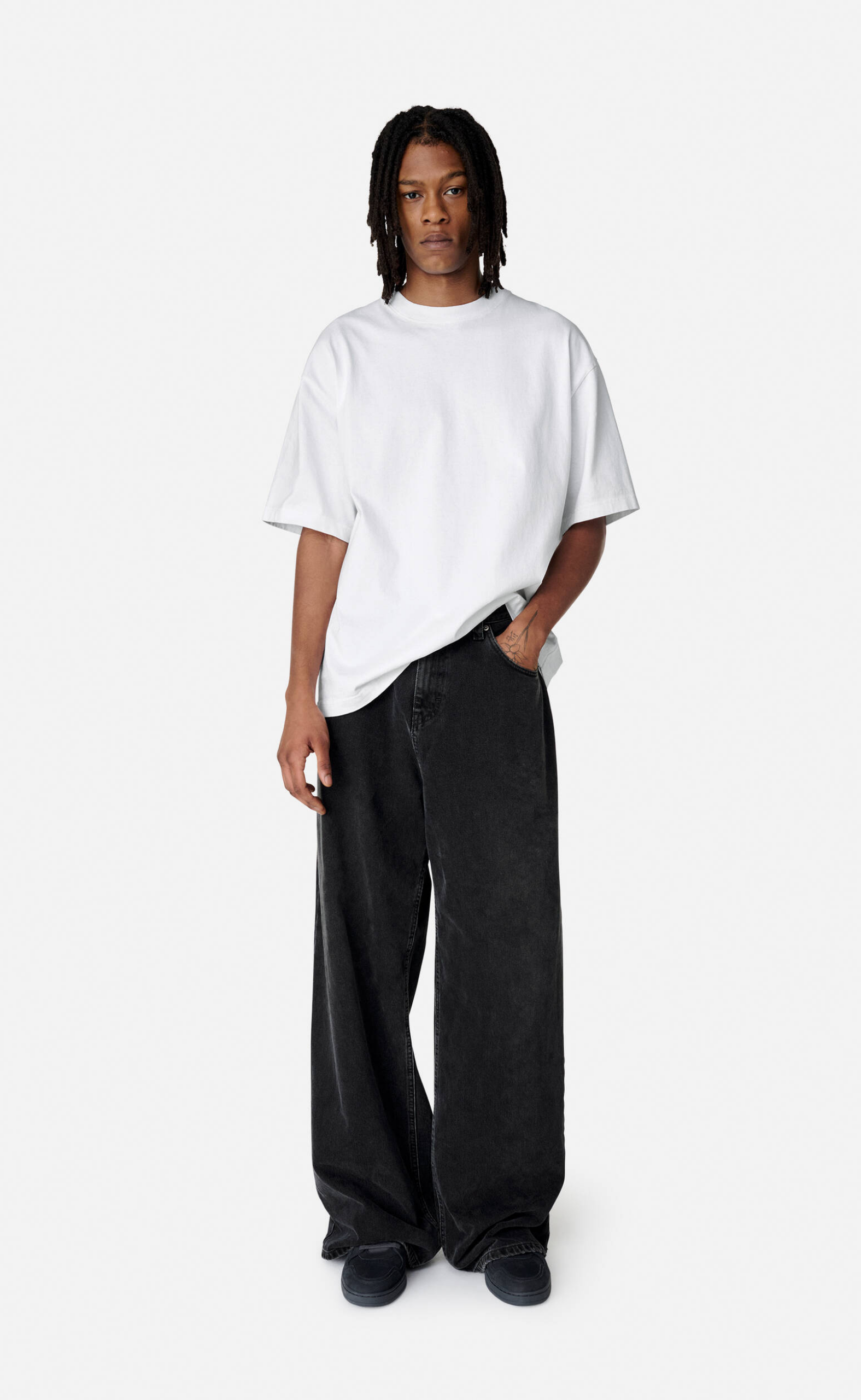 LACED WHITE T-SHIRT