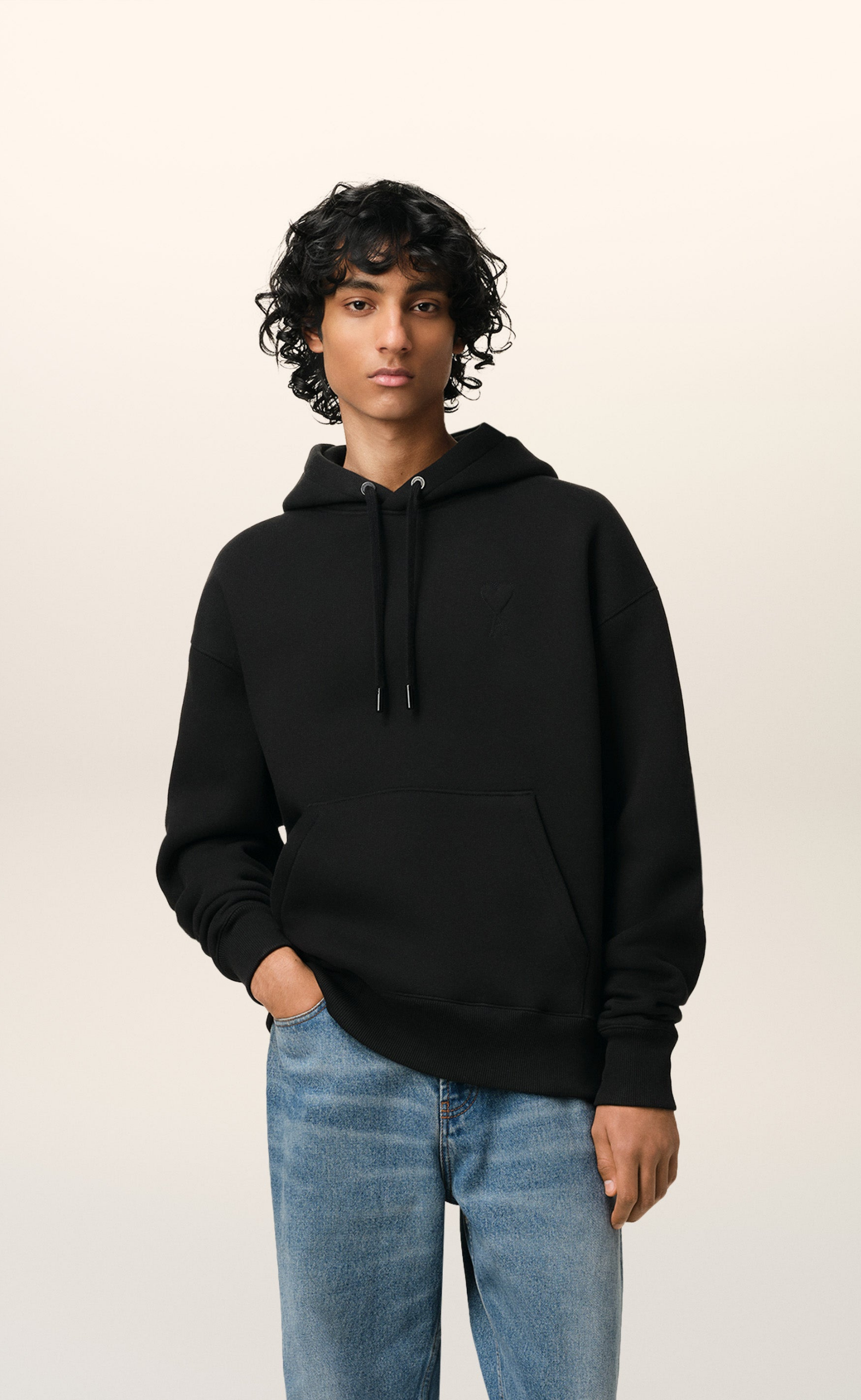 SMALL EMBOSSED AMI DE COEUR BLACK HOODIE