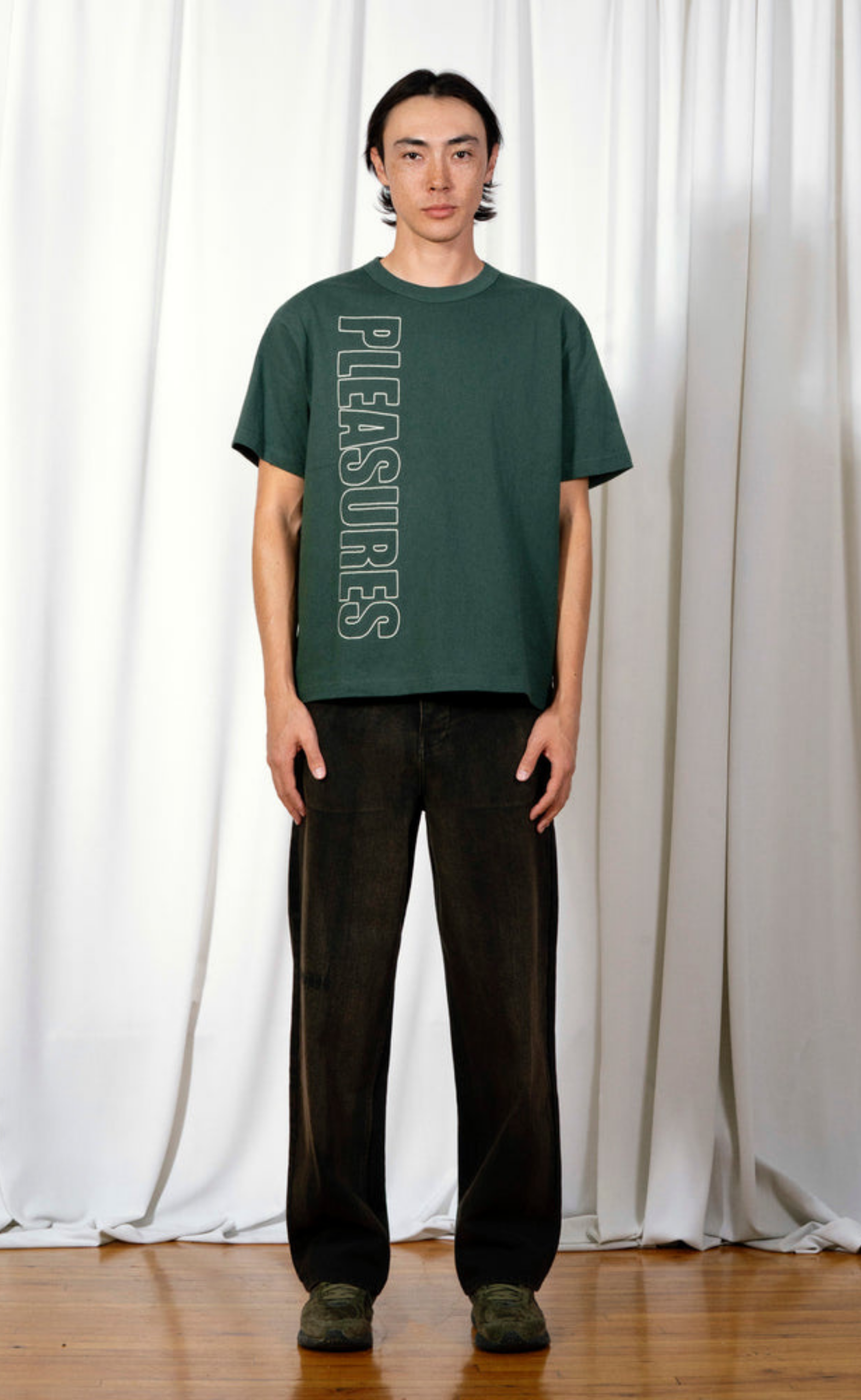 OUTLINE HEAVYWEIGHT GREEN T-SHIRT