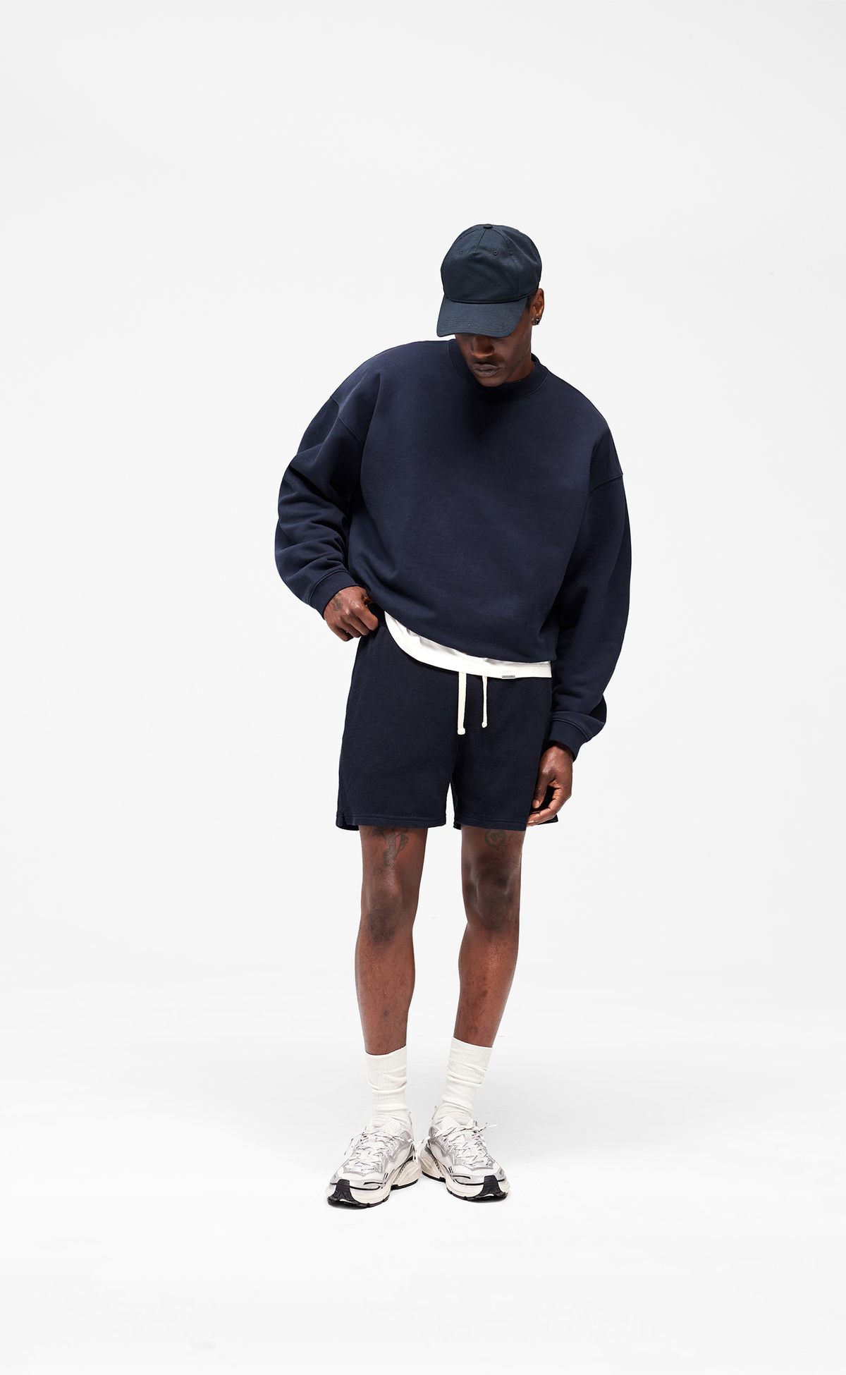 INITIAL BOXY MIDNIGHT NAVY CREWNECK