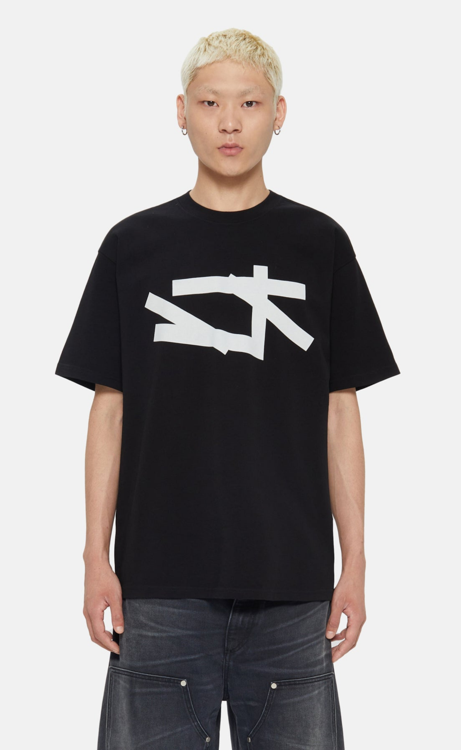 TURNED BLACK T-SHIRT