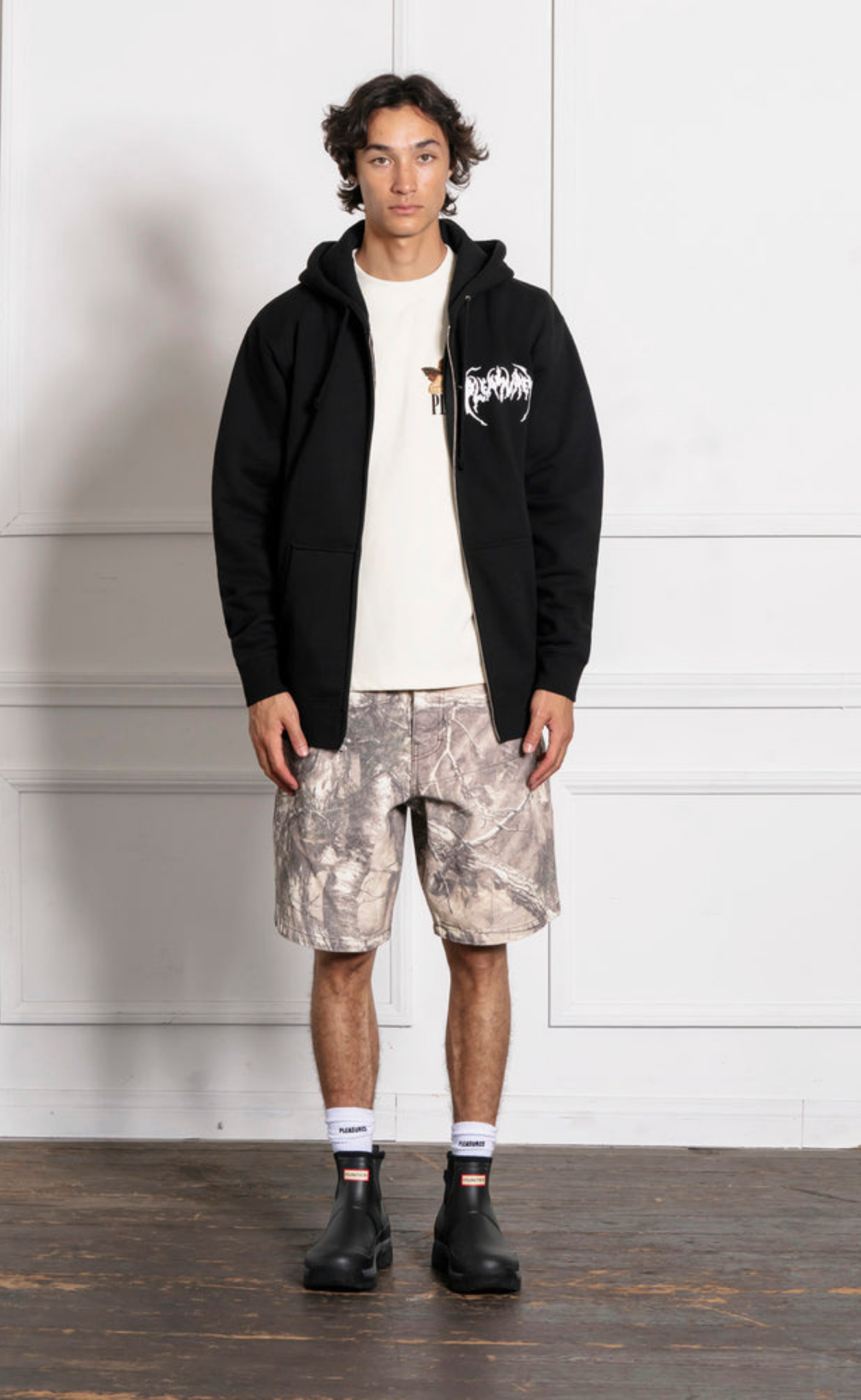 POND ZIP BLACK T-SHIRT