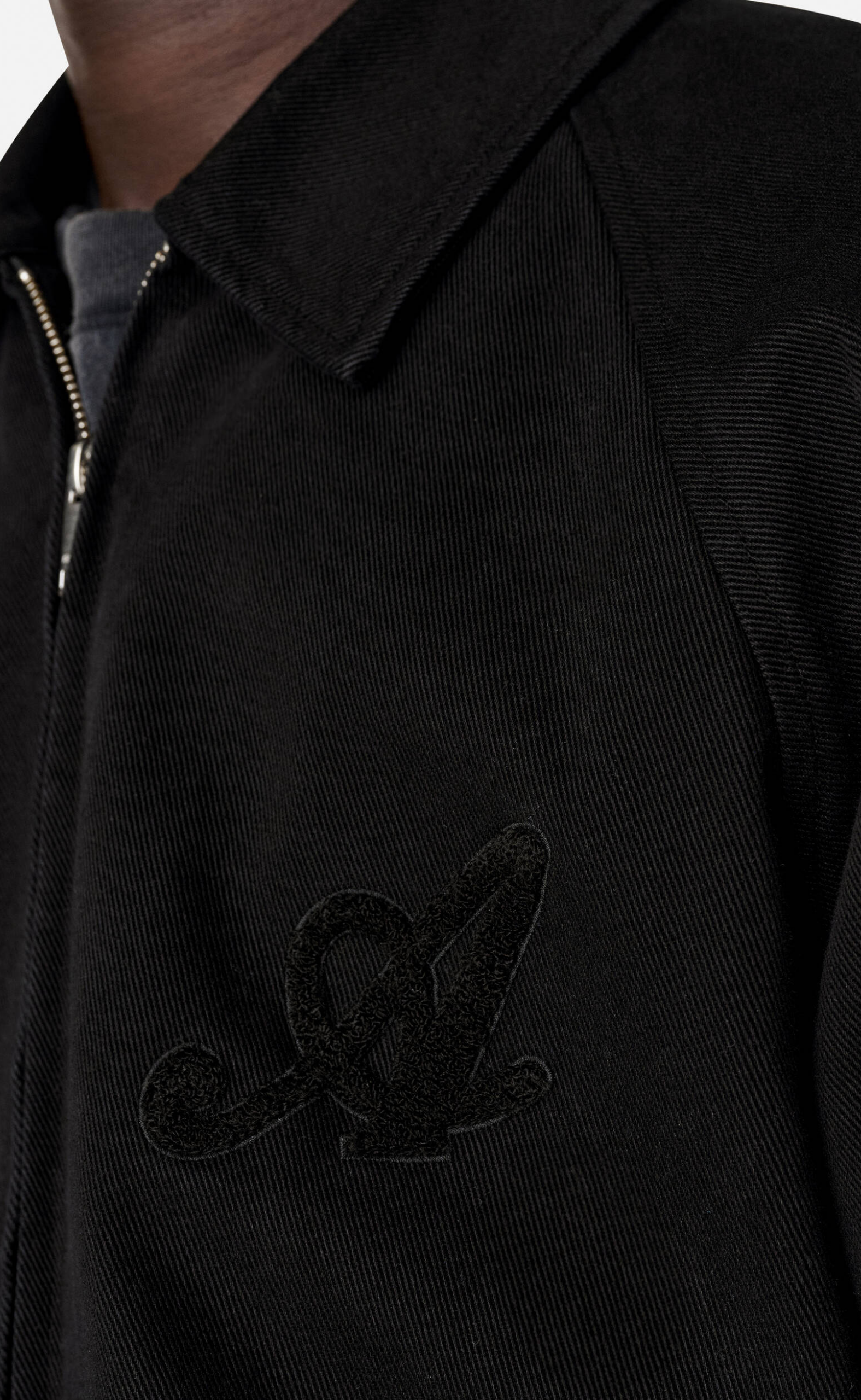 ROMAN BOMBER BLACK JACKET