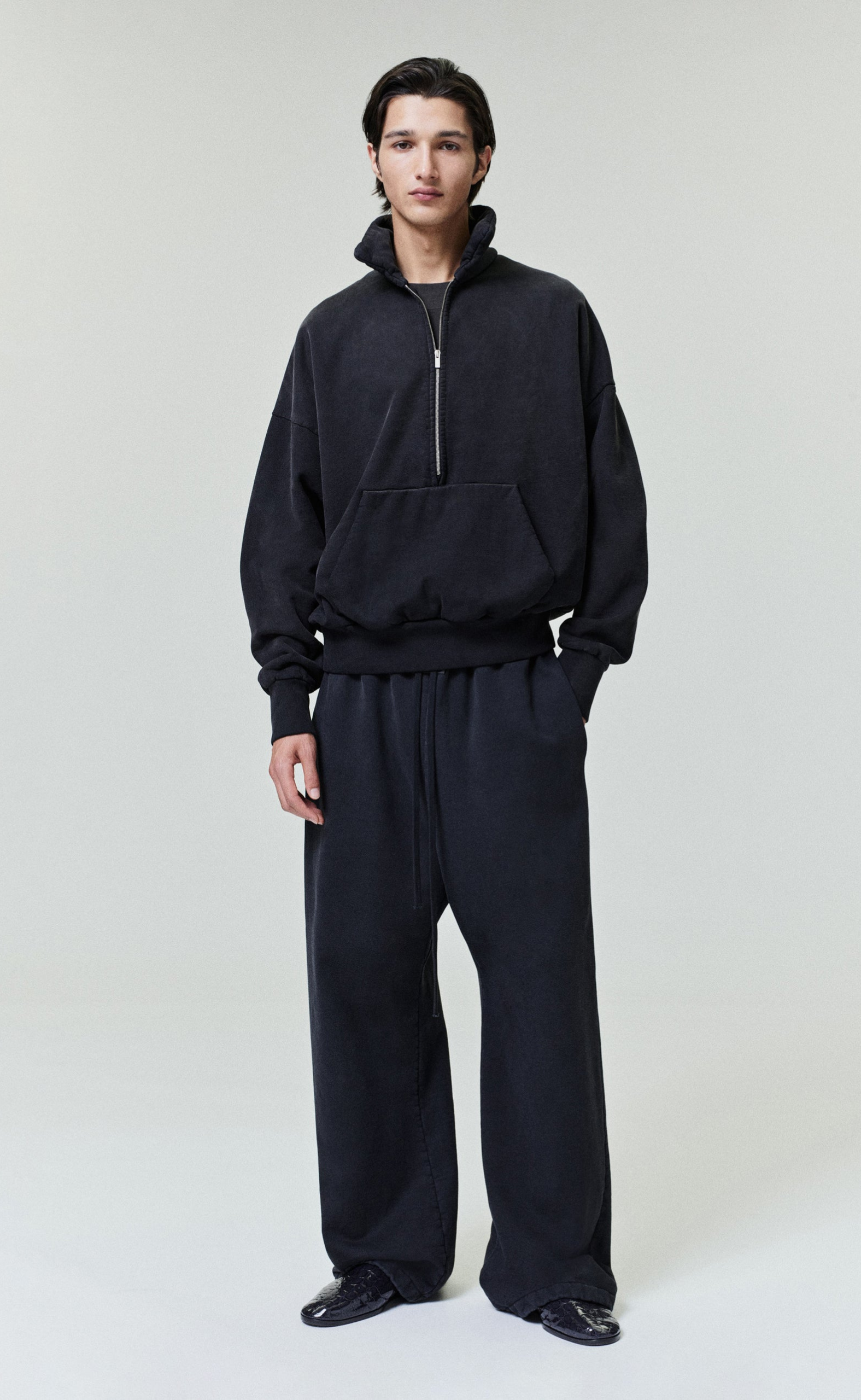 HALF ZIP POLO BLACK SWEATSHIRT
