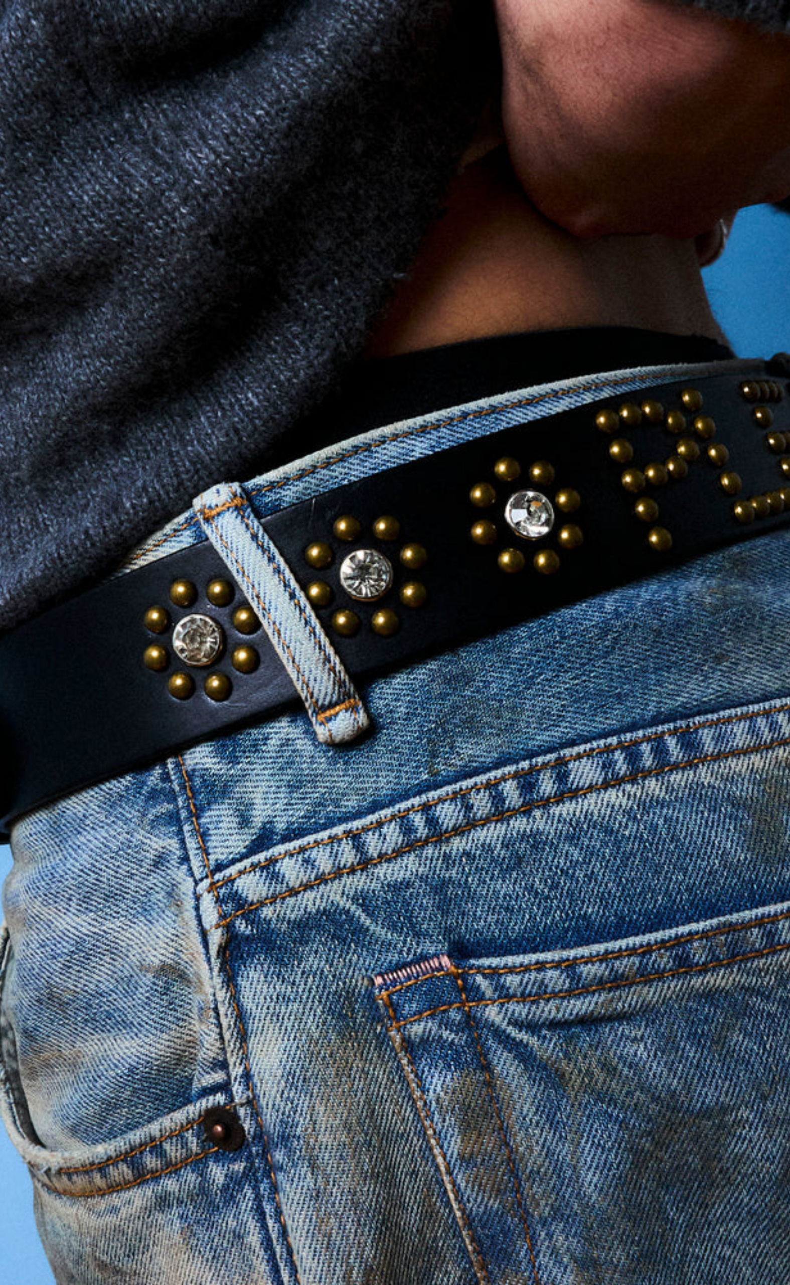 STUDDED BLACK BELT
