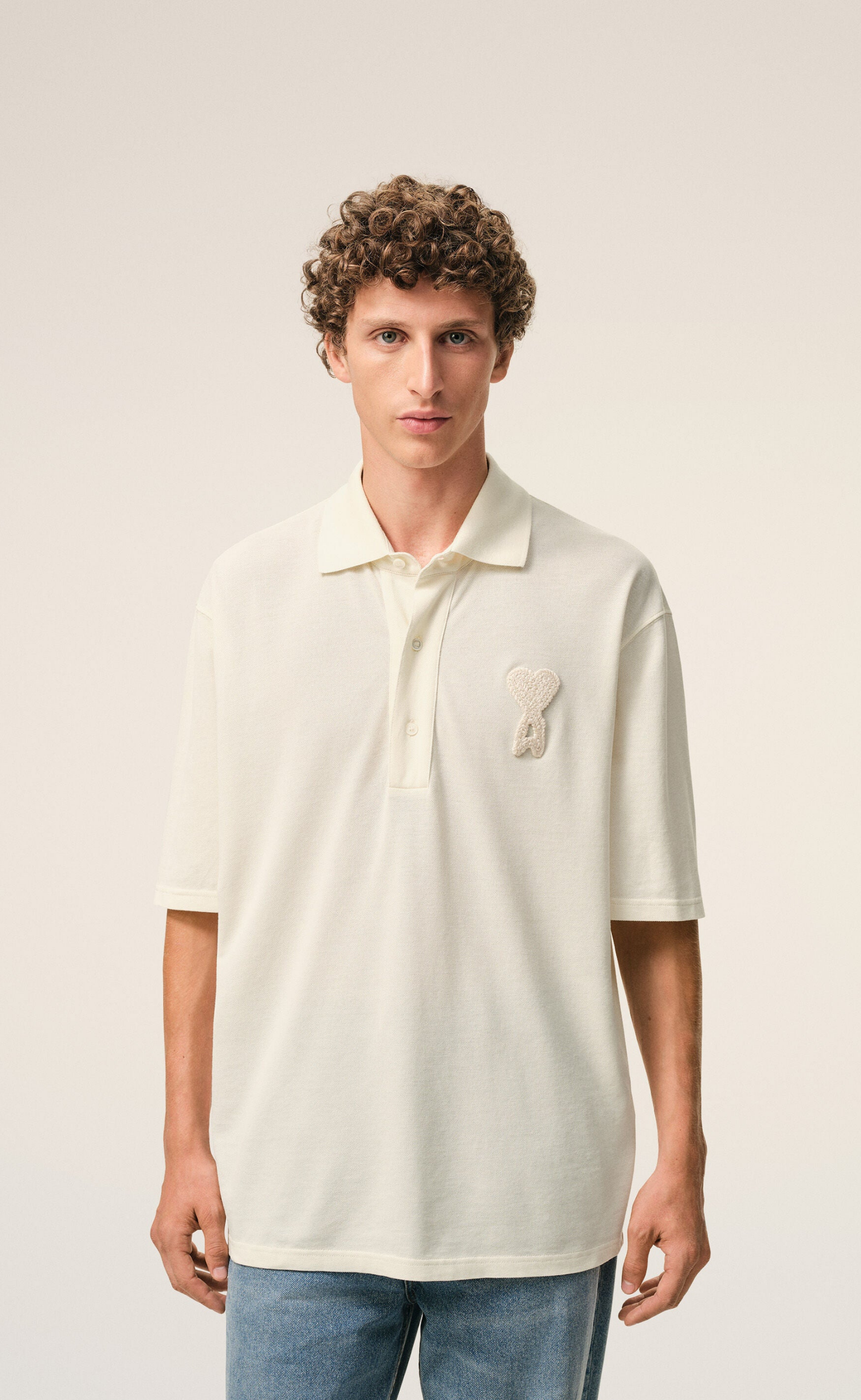 AMI DE COEUR KNITTED PATCH CREAM POLO T-SHIRT