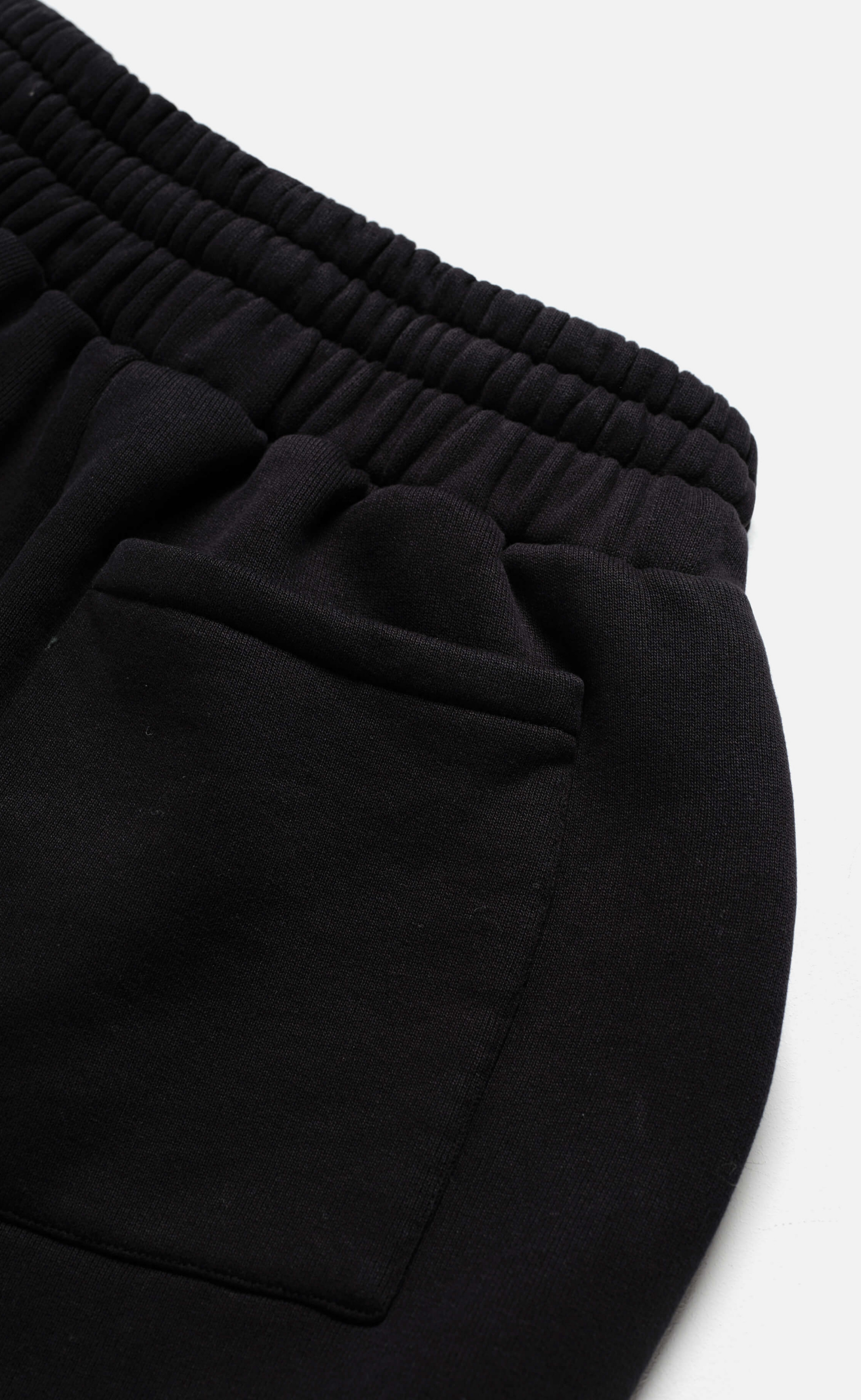 UNIFORM BLACK SWEATPANTS