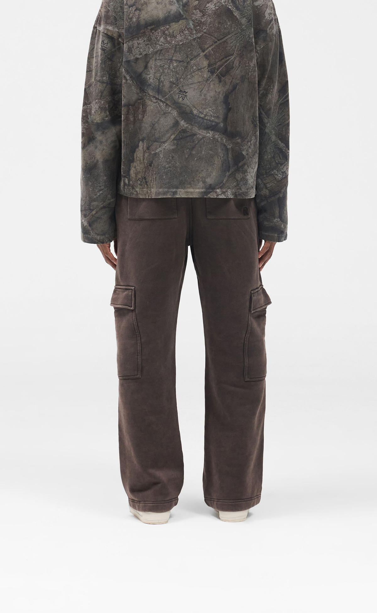 INITIAL CARGO COOFFE SWEATPANTS