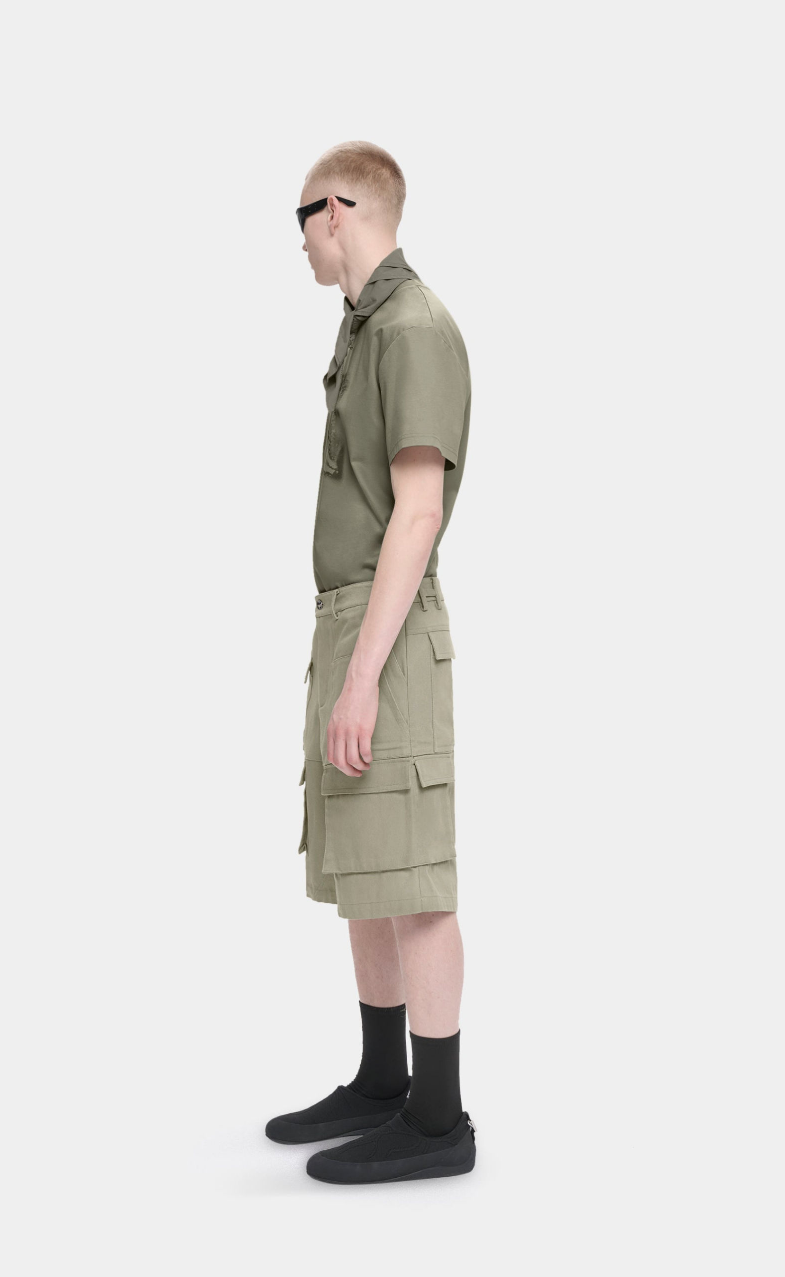 HELIOT CELLULAE CARGO LIGHT DUSTY GREEN SHORTS