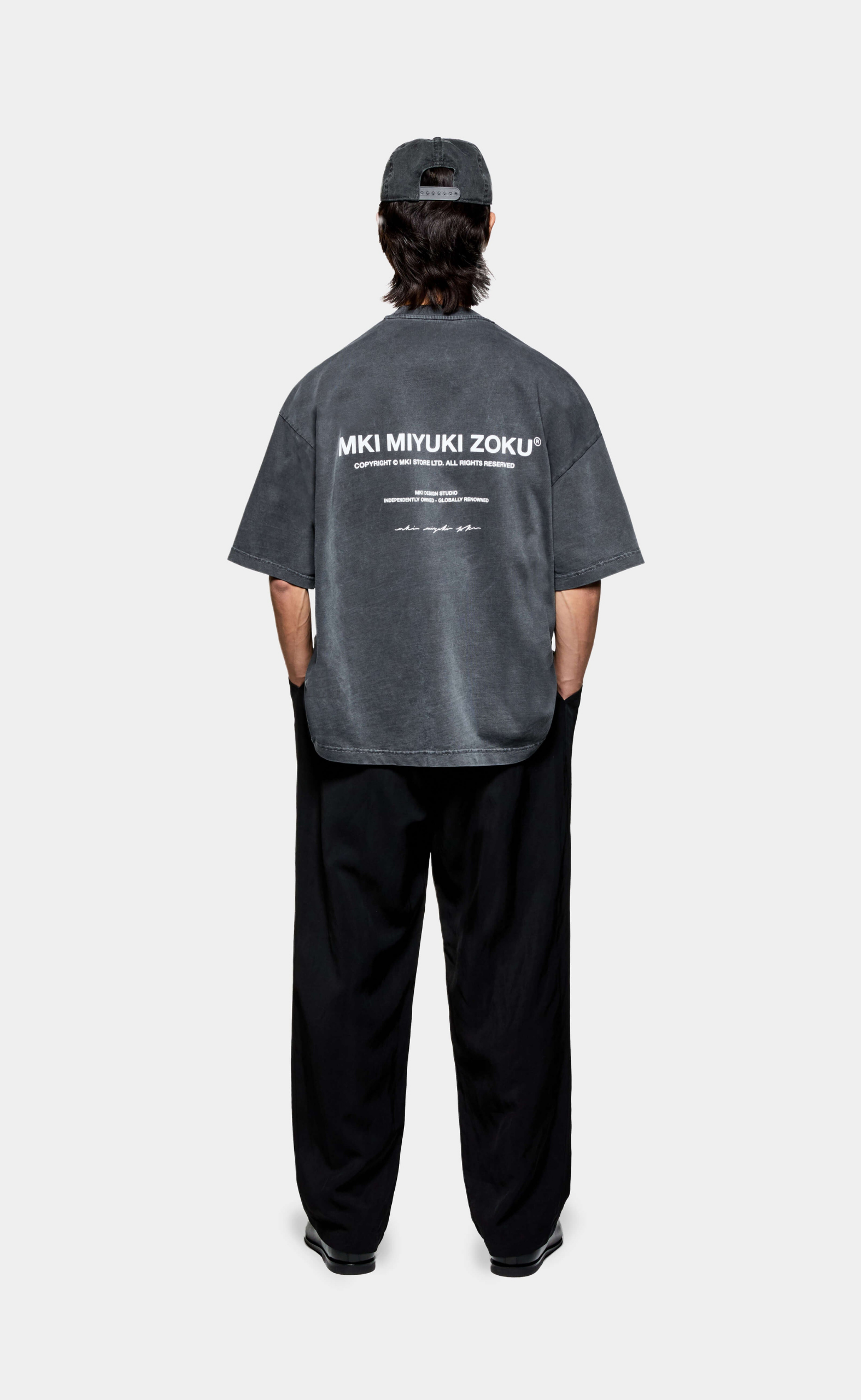 DESIGN STUDIO PIGMENT BLACK T-SHIRT
