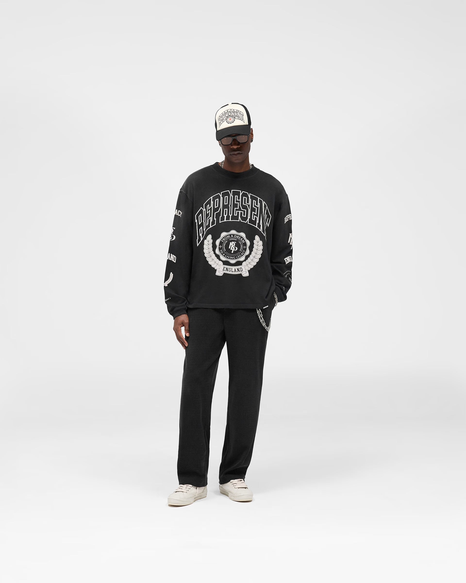 RESPRESENT LEGACY CREST STAINED BLACK LONGSLEEVE