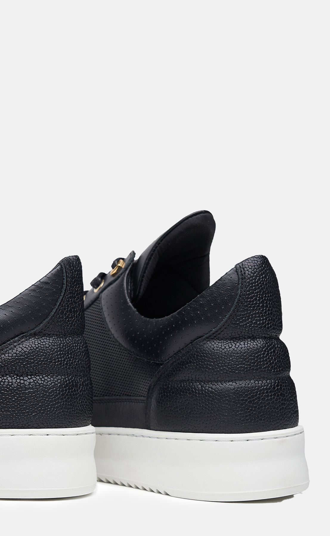 LOW TOP ATEN BLACK