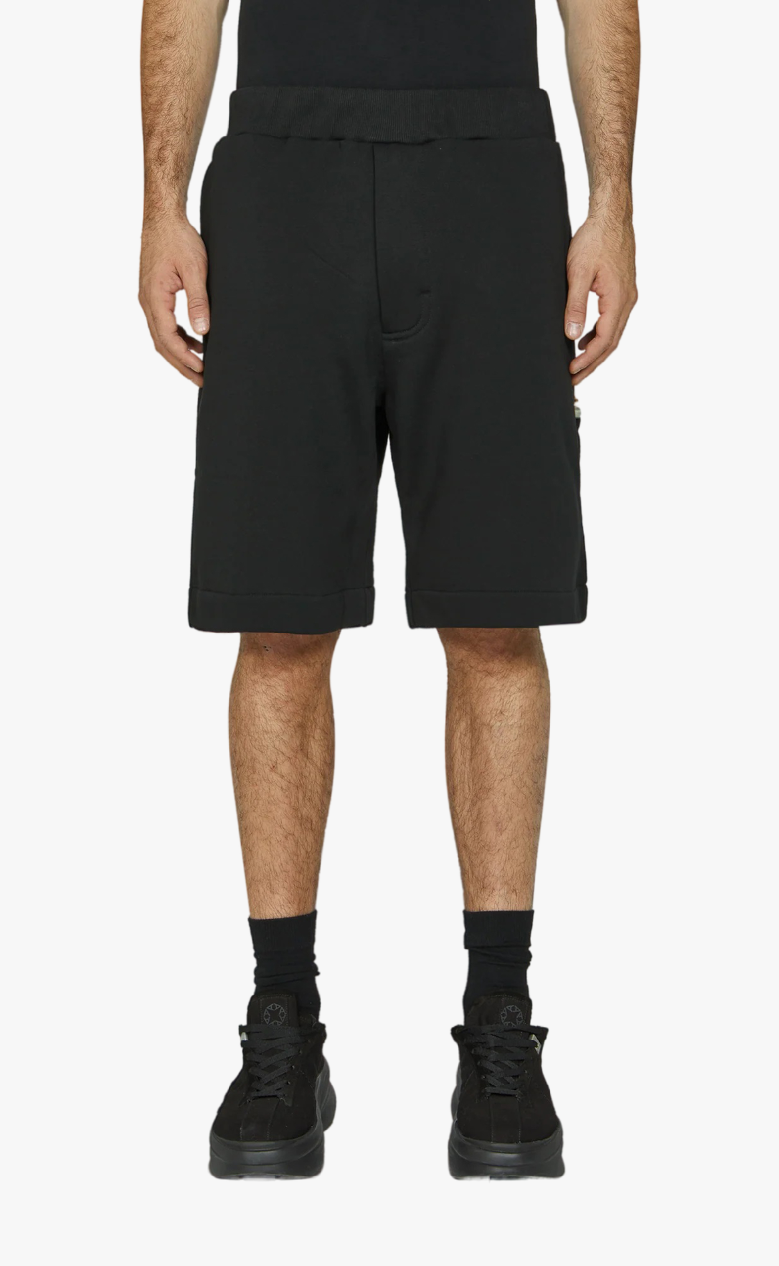 CARPENTER WITH BUCKLE DETAIL BLACK SHORTS