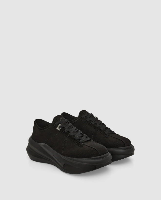 ARIA BLACK SNEAKER