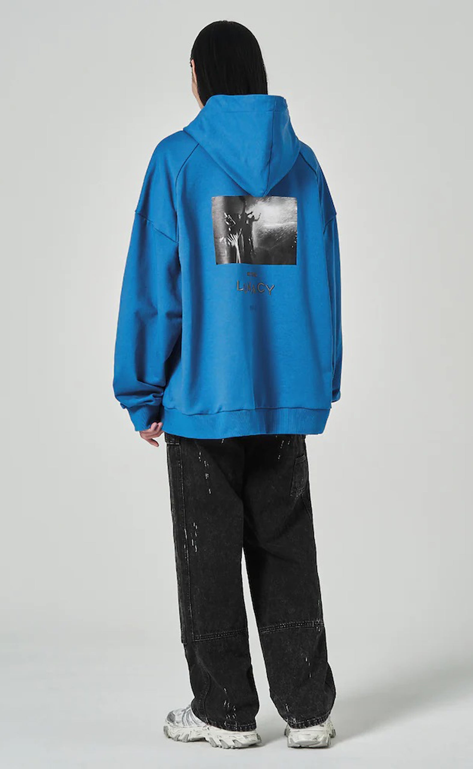 LOOSE FIT GRAPHIC BLUE HOODIE