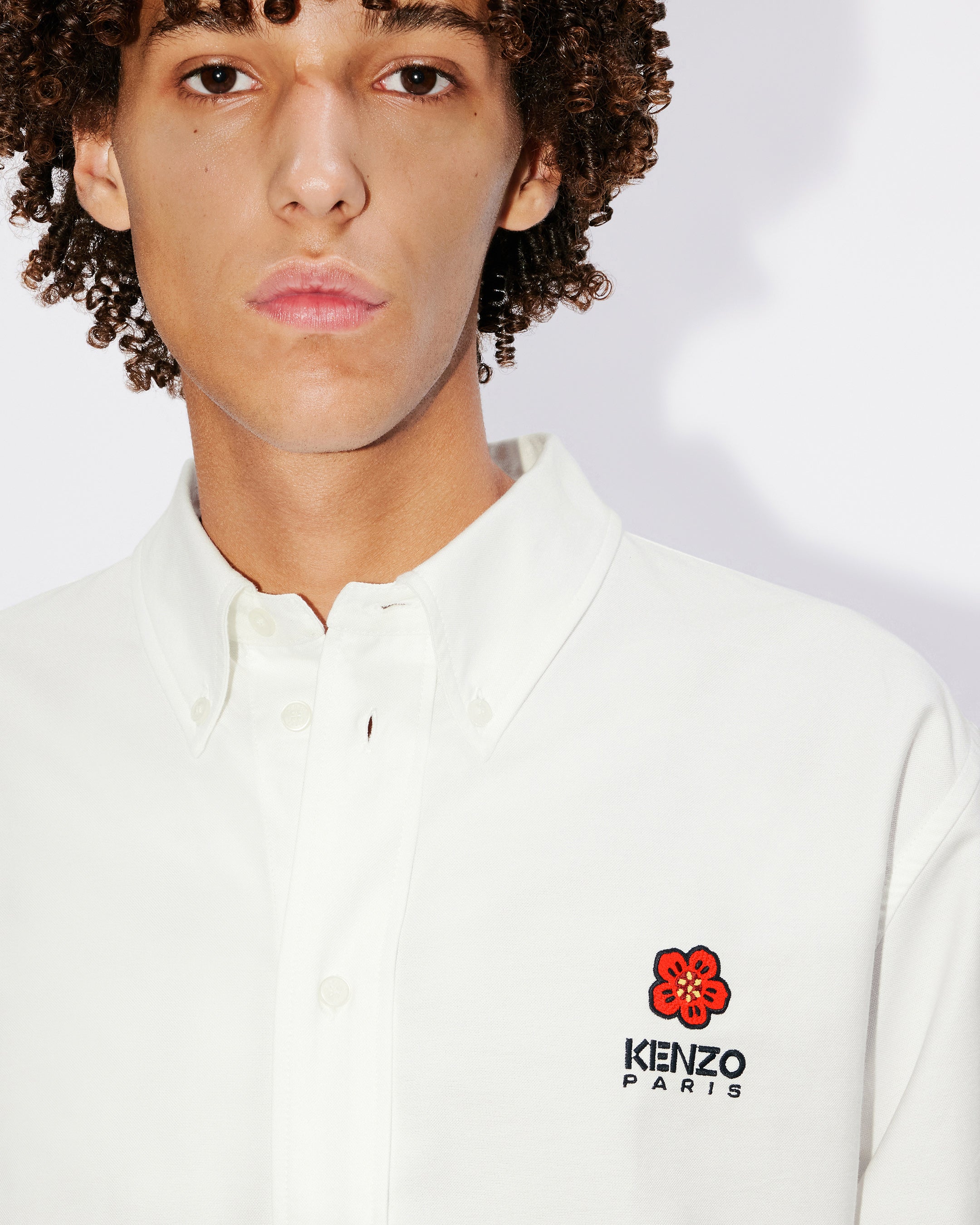 BOKE FLOWER CREST CASUAL WHITE SHIRT