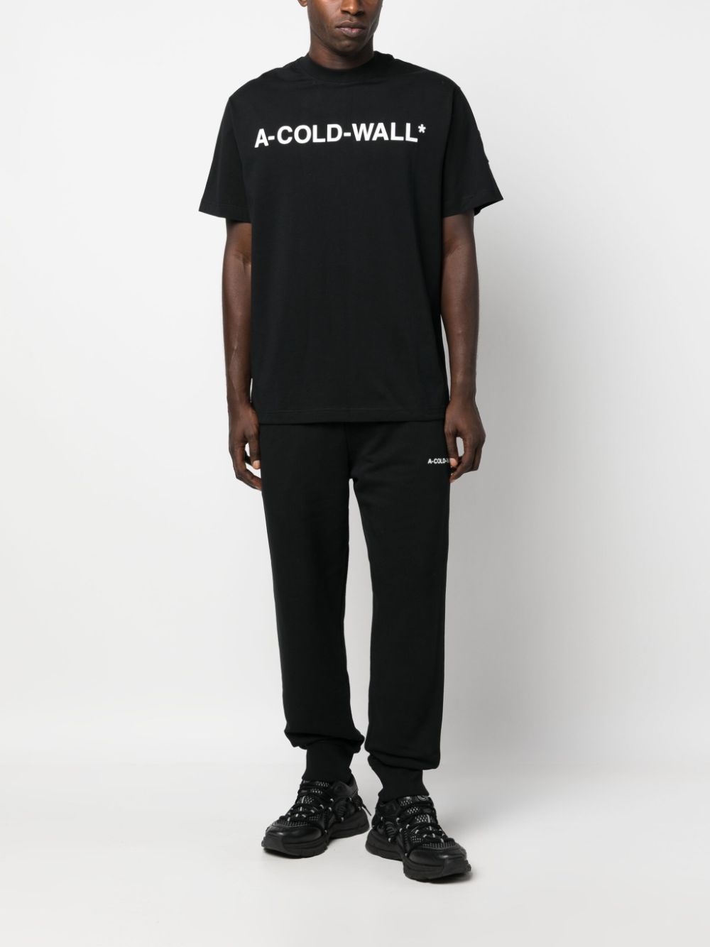 ESSENTIALS SMALL LOGO BLACK PANTS