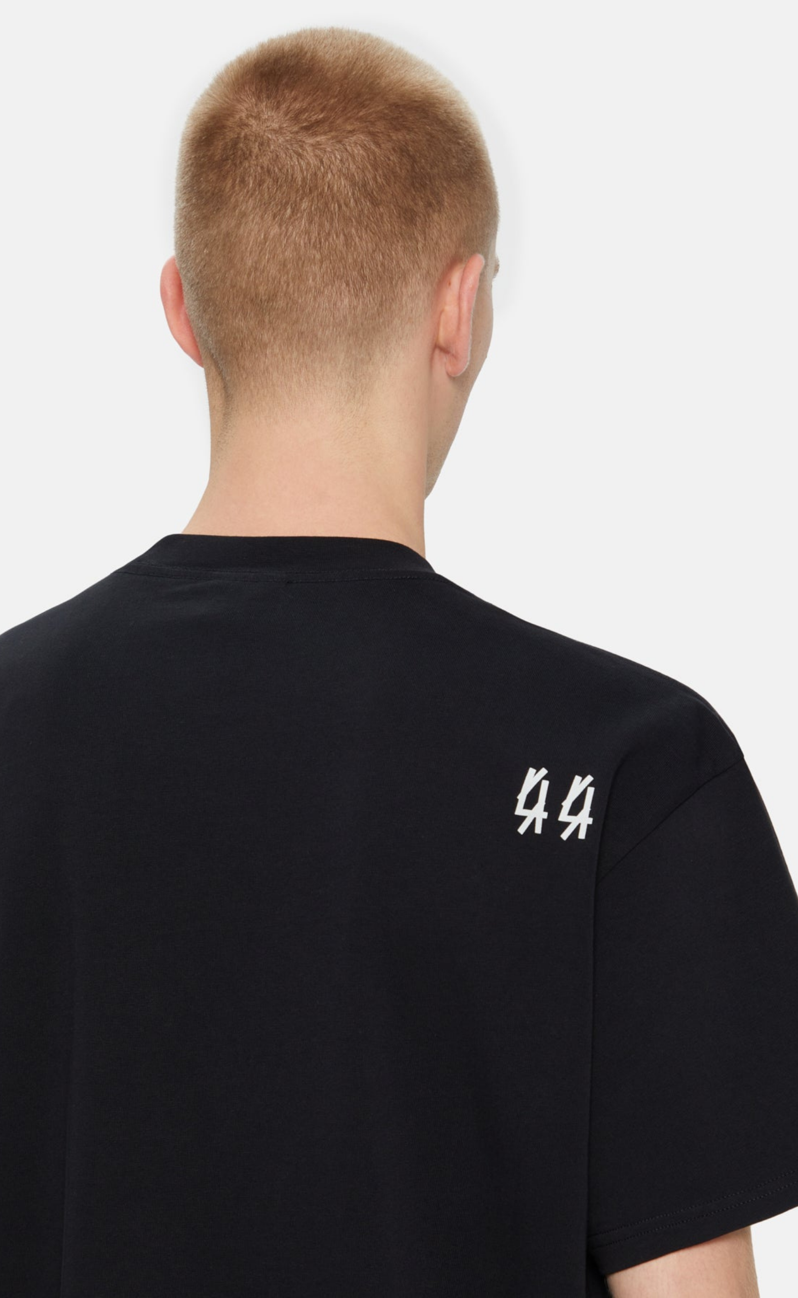 LABEL BLACK T-SHIRT