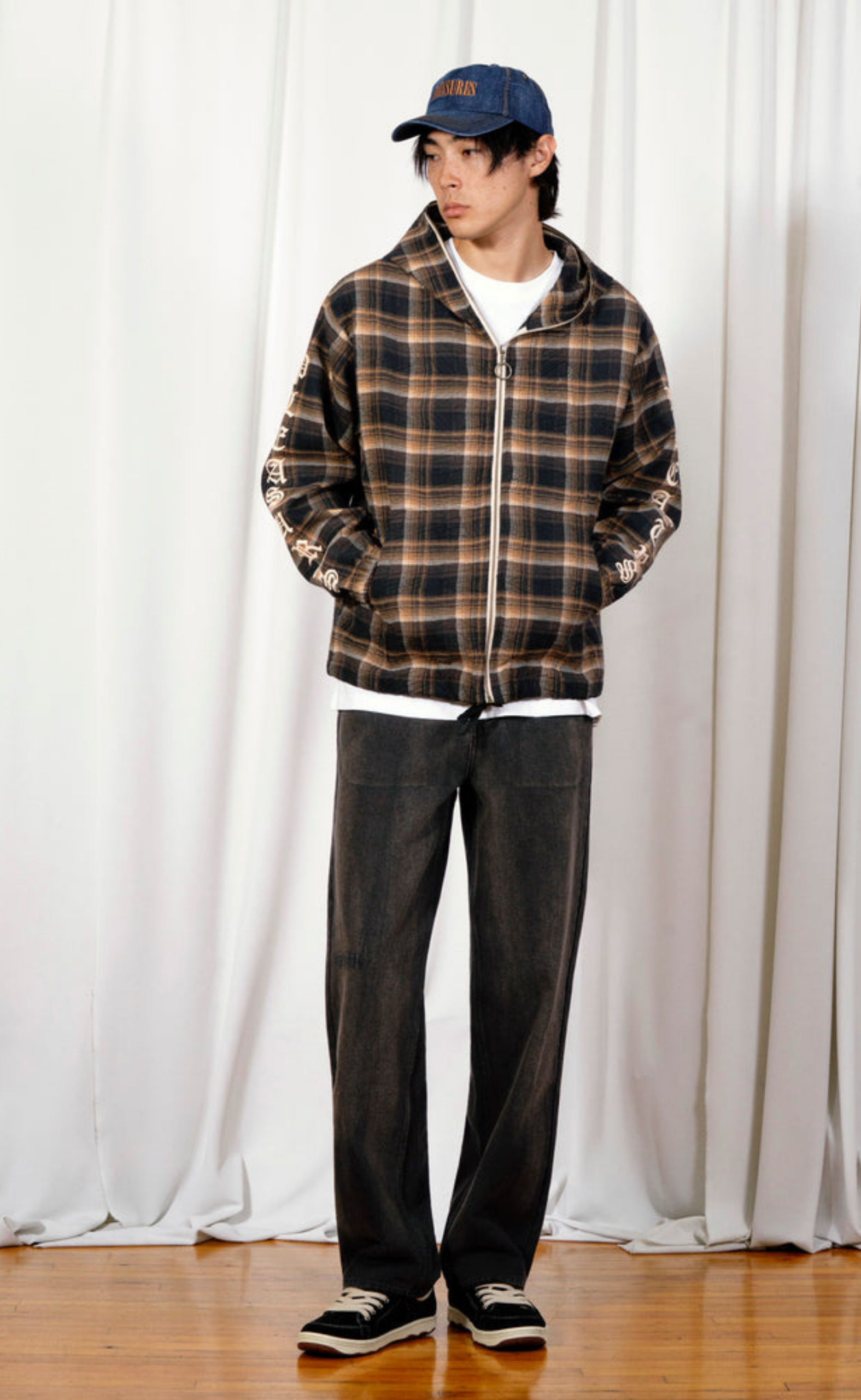 GROOVE ZIP PONCHO BROWN HOODIE