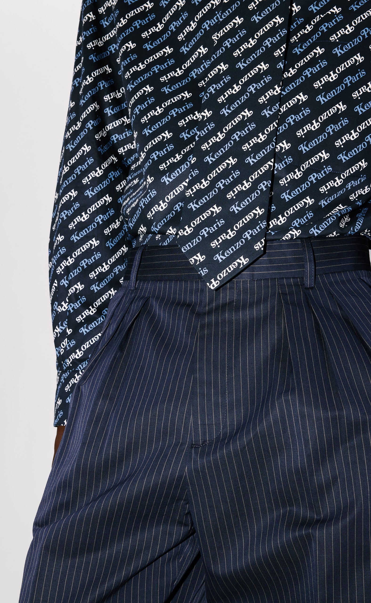 STRIPES PLEATED TAILORED MIDNIGHT BLUE PANTS