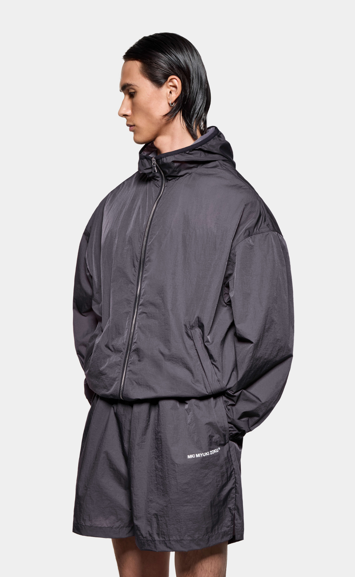 HYPERLIGHT HOODED WIND RAISIN JACKET
