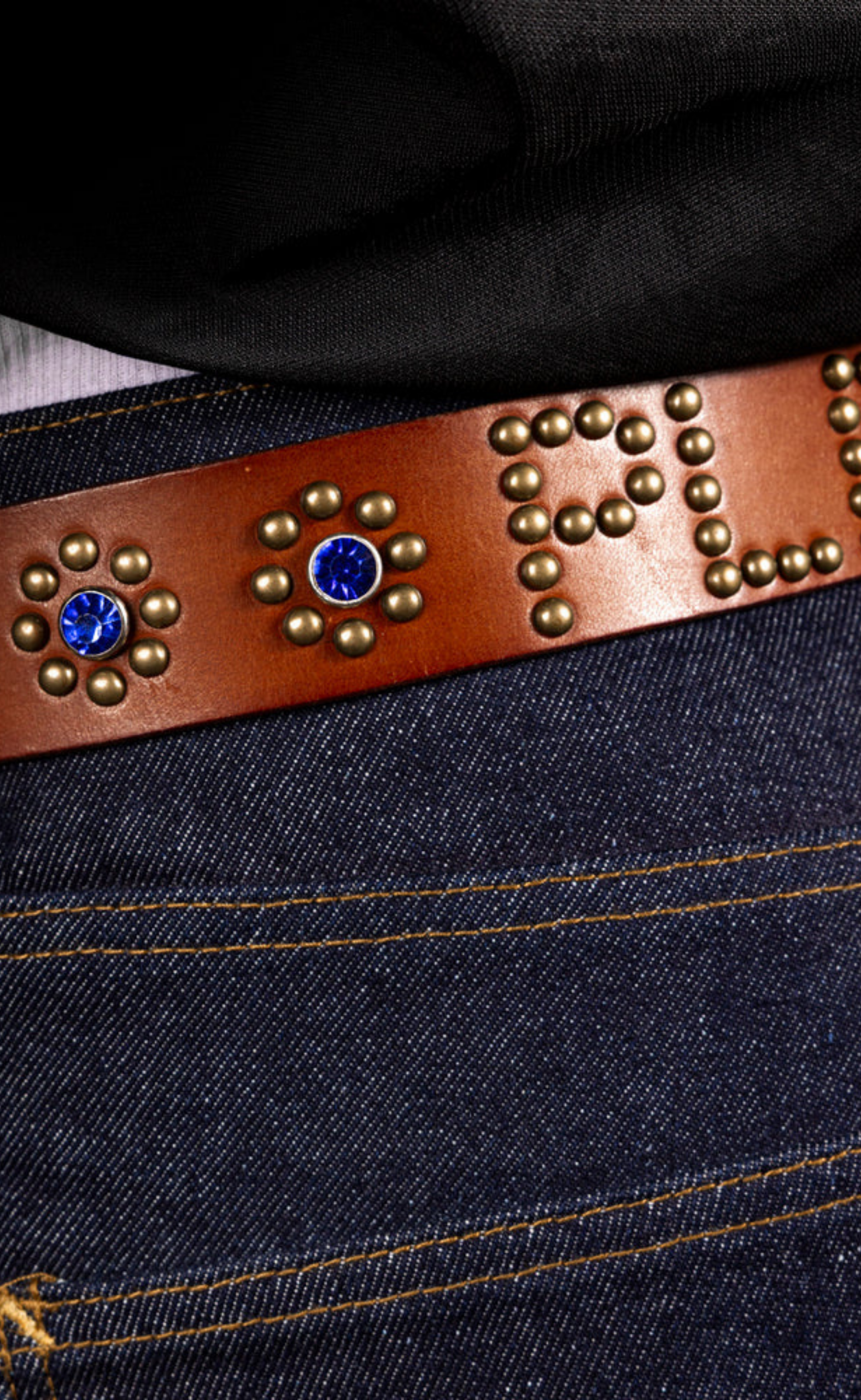 STUDDED BROWN BELT