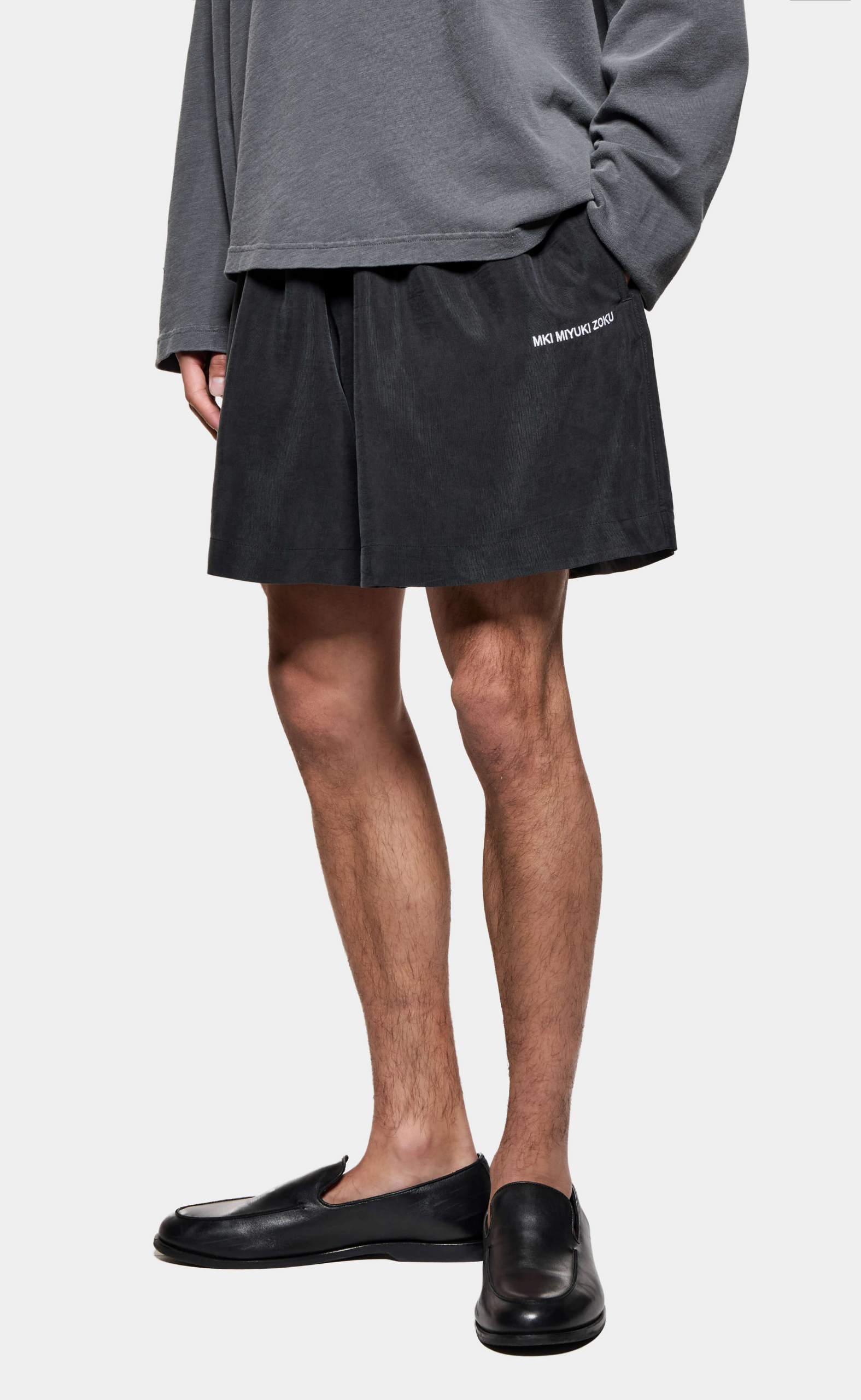 RIBBED CURPO WIDE LEG SUEDED BLACK SHORTS