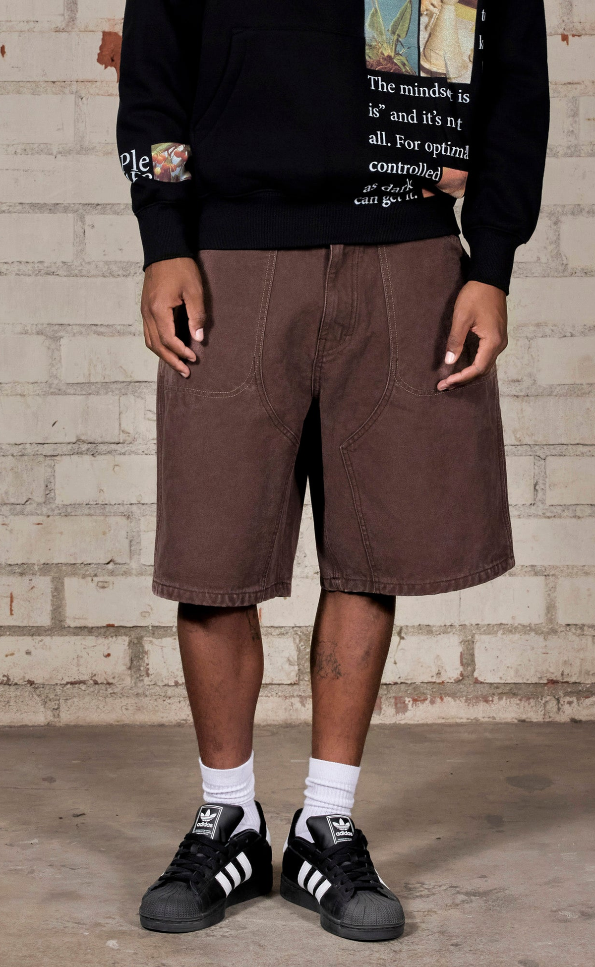 ULTRA WORK BROWN SHORTS