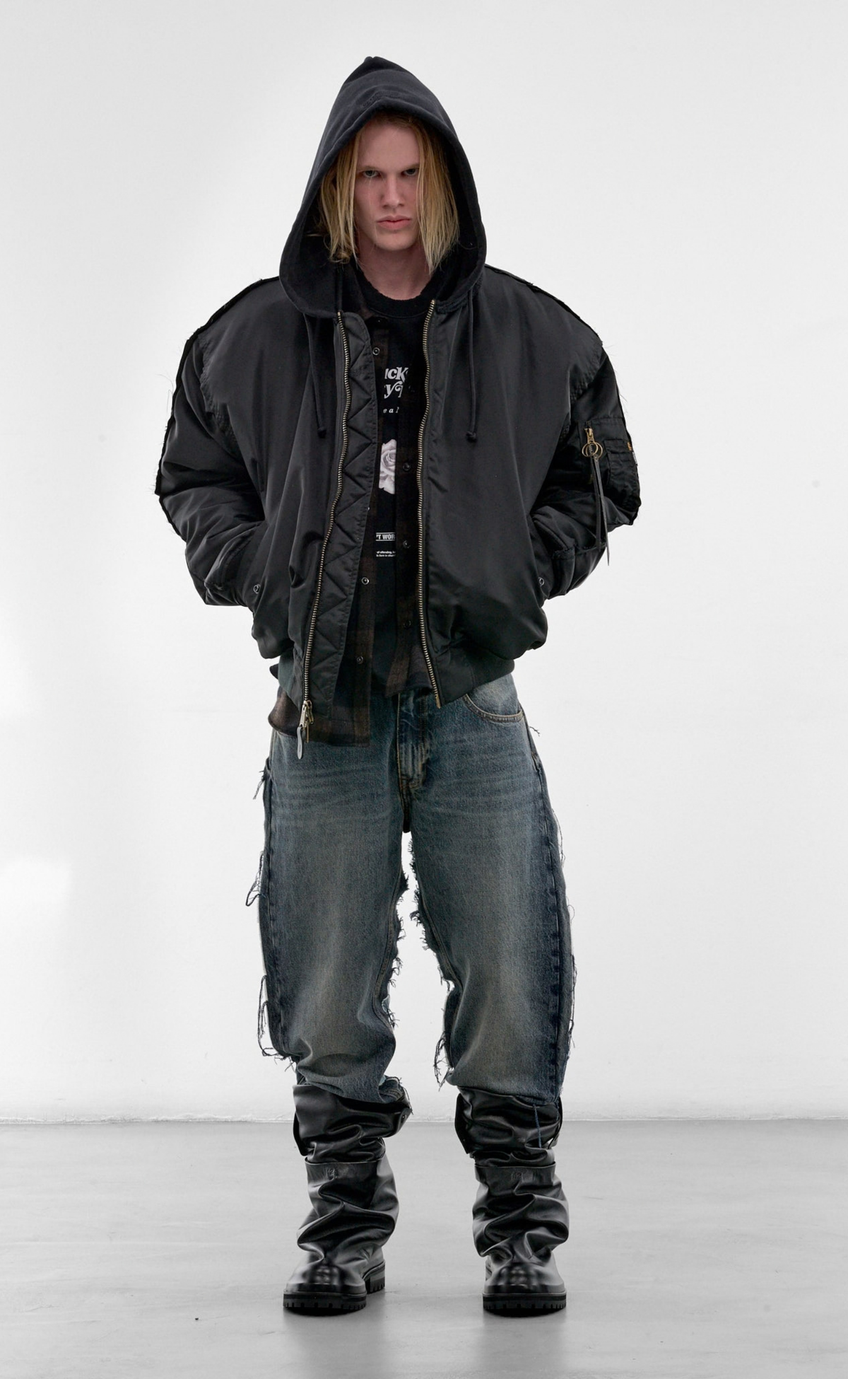 RECONSTRUCTED BOMBER BLACK JACKET
