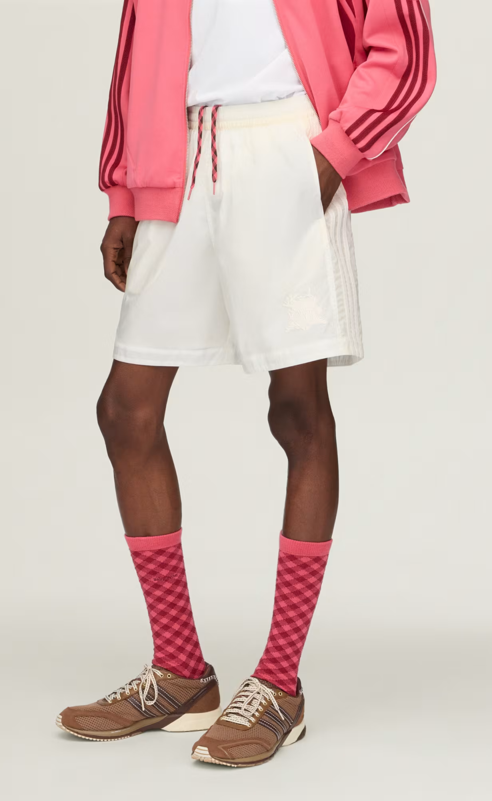 WB FOOTBALL OFF WHITE SHORTS