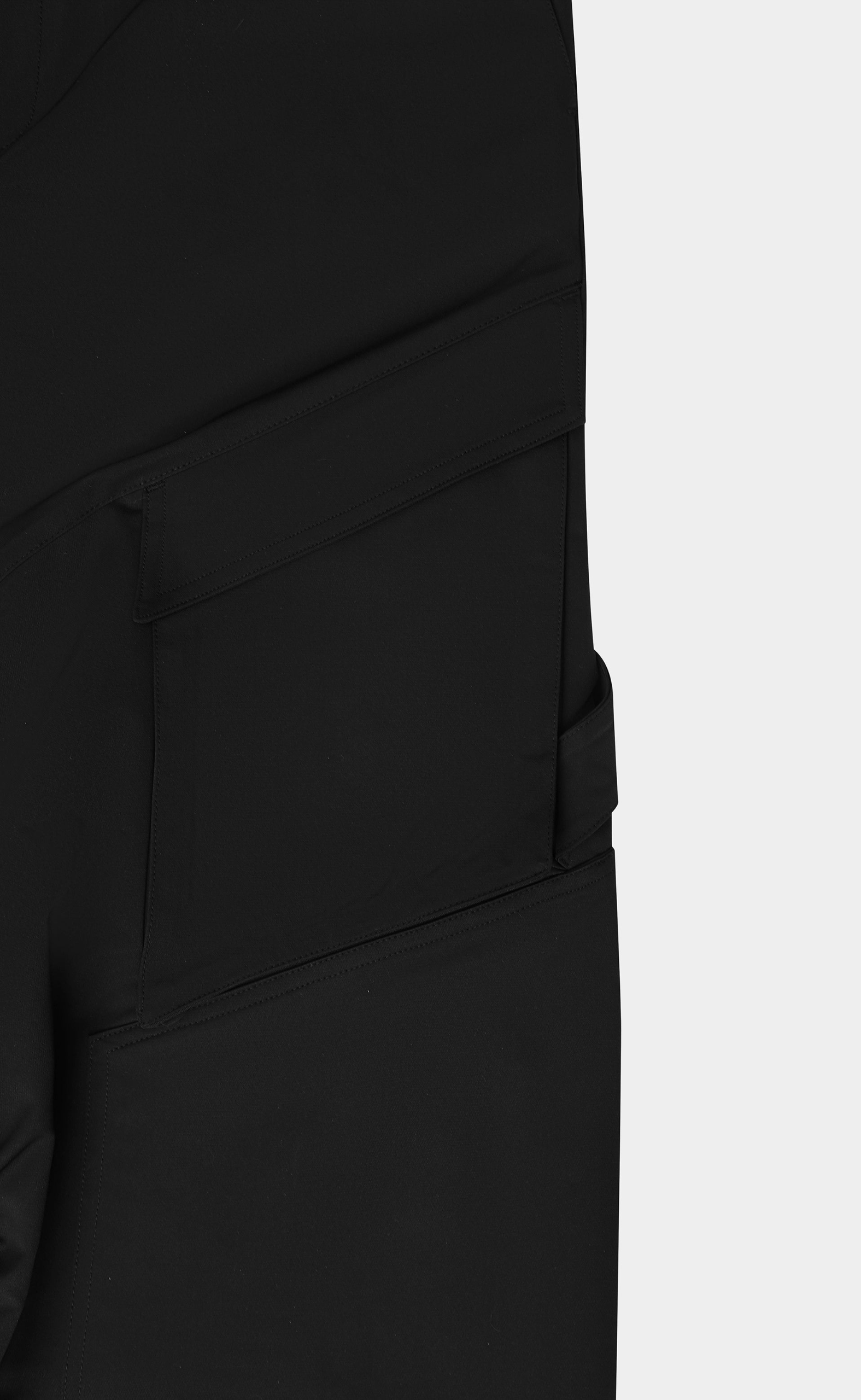 CELLULAE CARGO BLACK PANTS