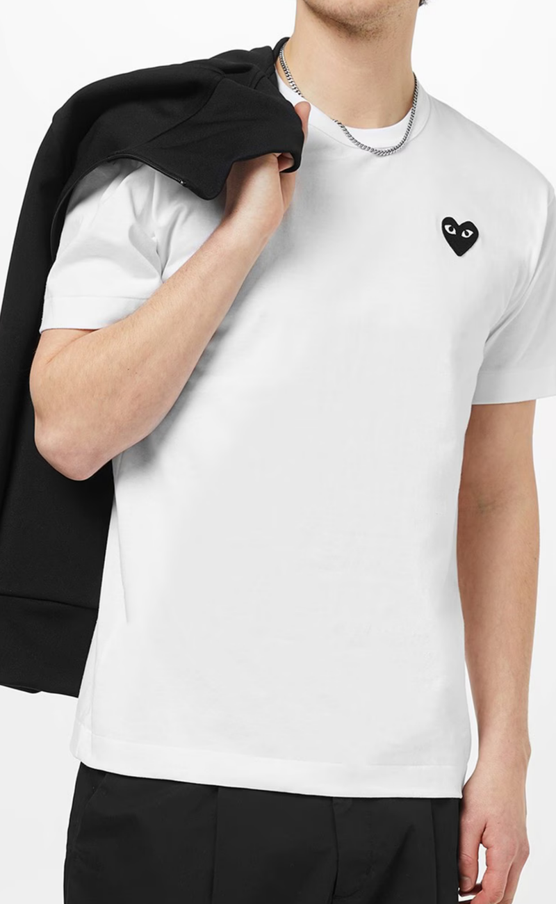 BLACK HEART WHITE T-SHIRT