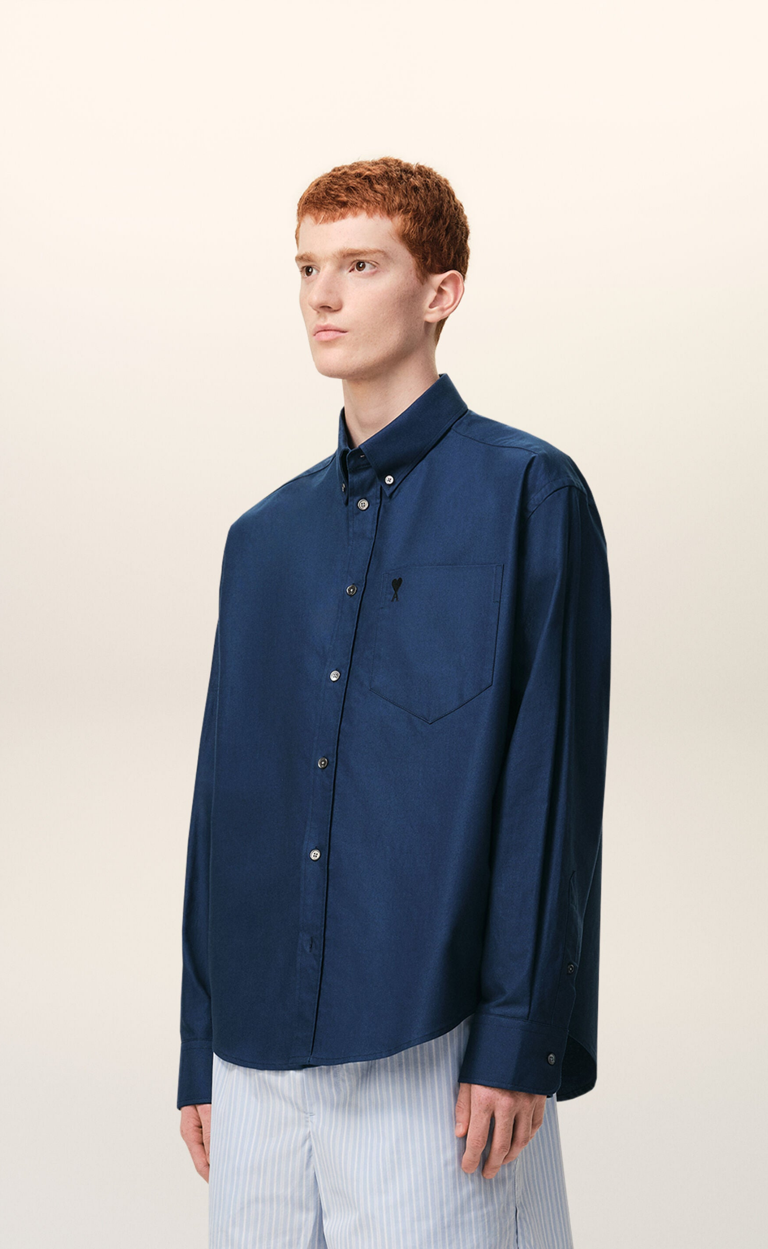 BOXY EMBROIDERED AMI DE COEUR BLUE SHIRT