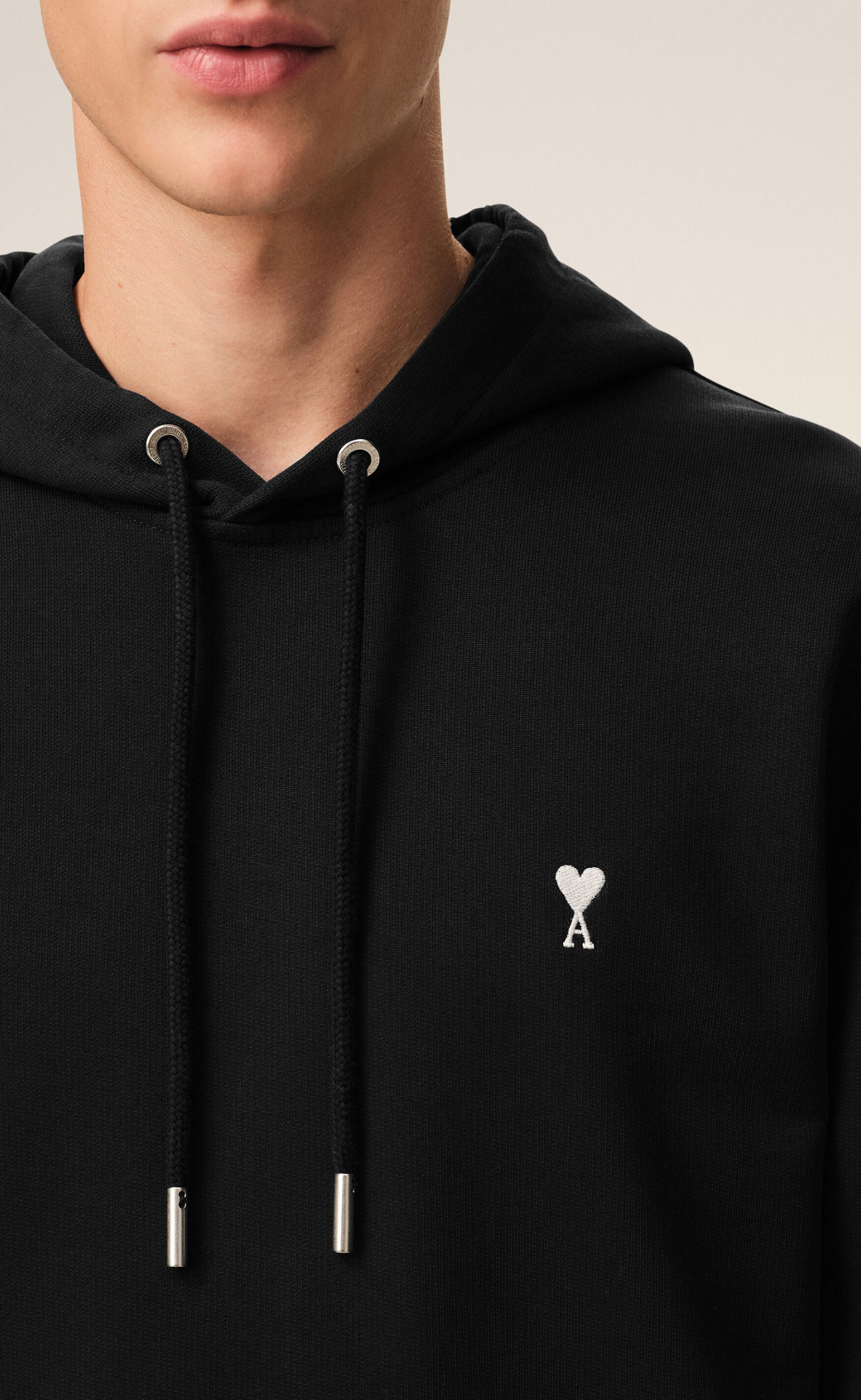 CONTRASTED AMI DE COEUR BLACK HOODIE