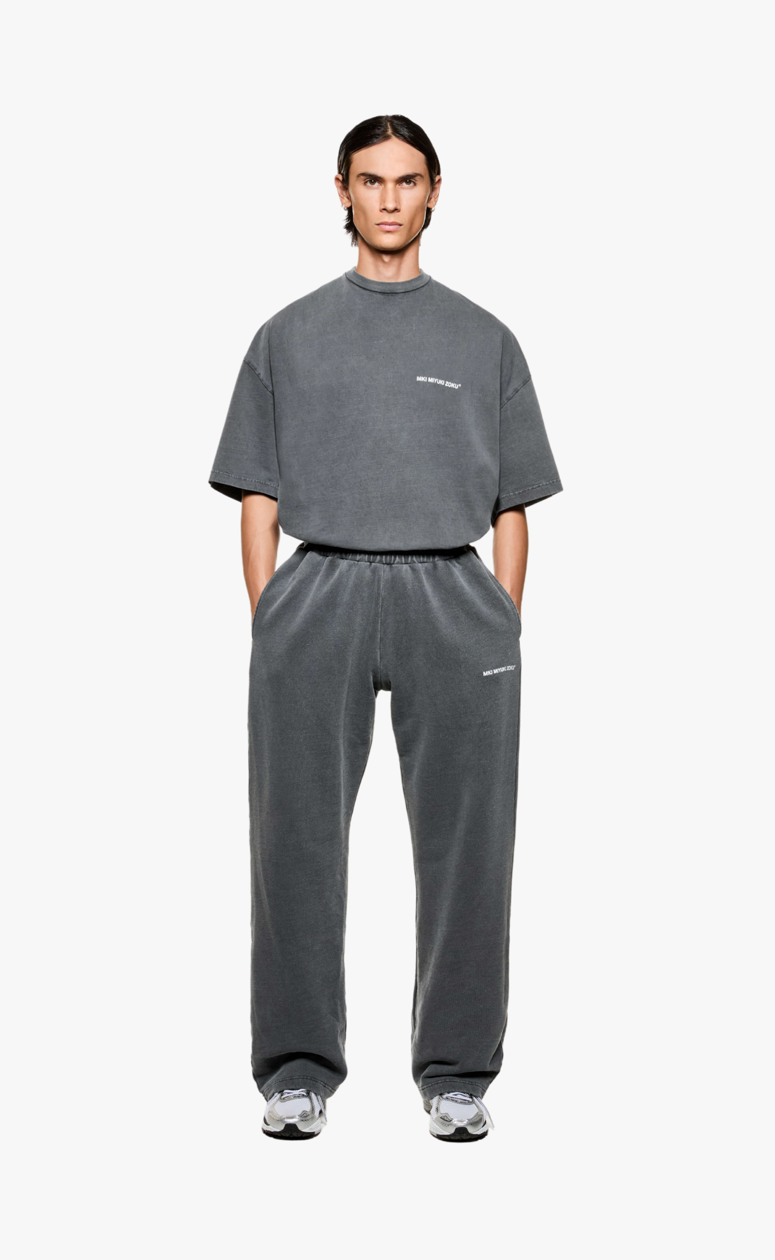 UNIFORM WIDE LEG PIGMENT BLACK SWEATPANTS