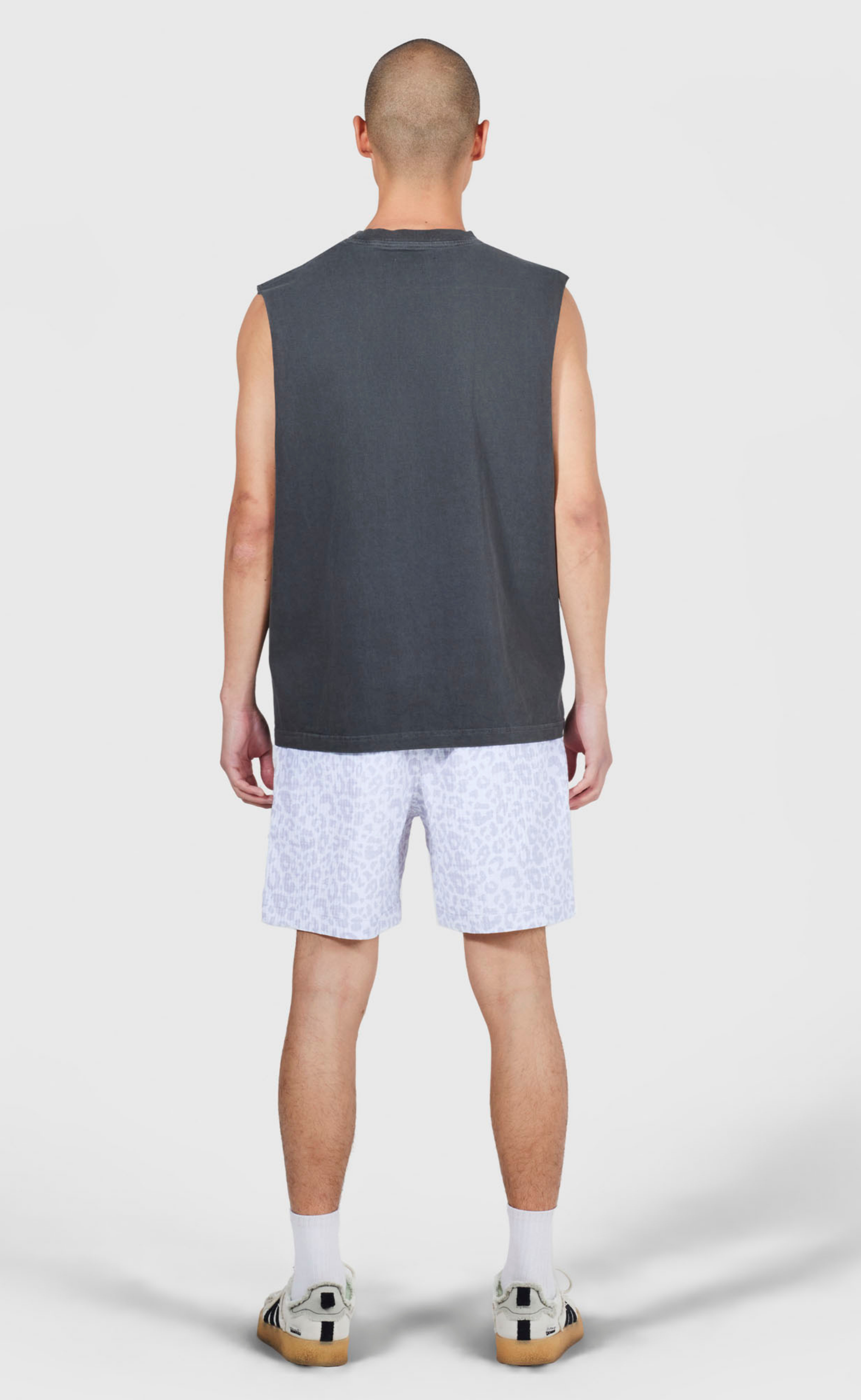 ONYX SLEEVELESS FADED BLACK T-SHIRT