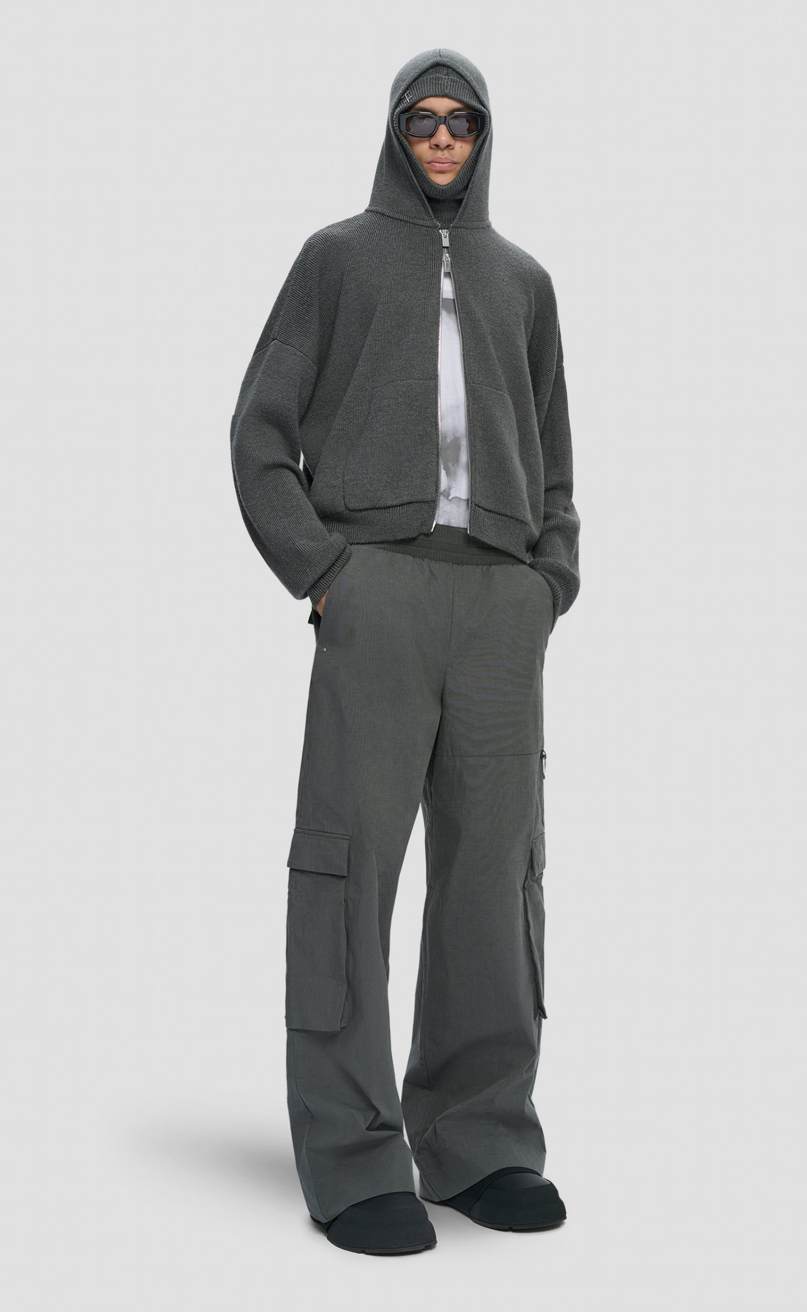 LAMPI KNIT DARK GREY HOODIE