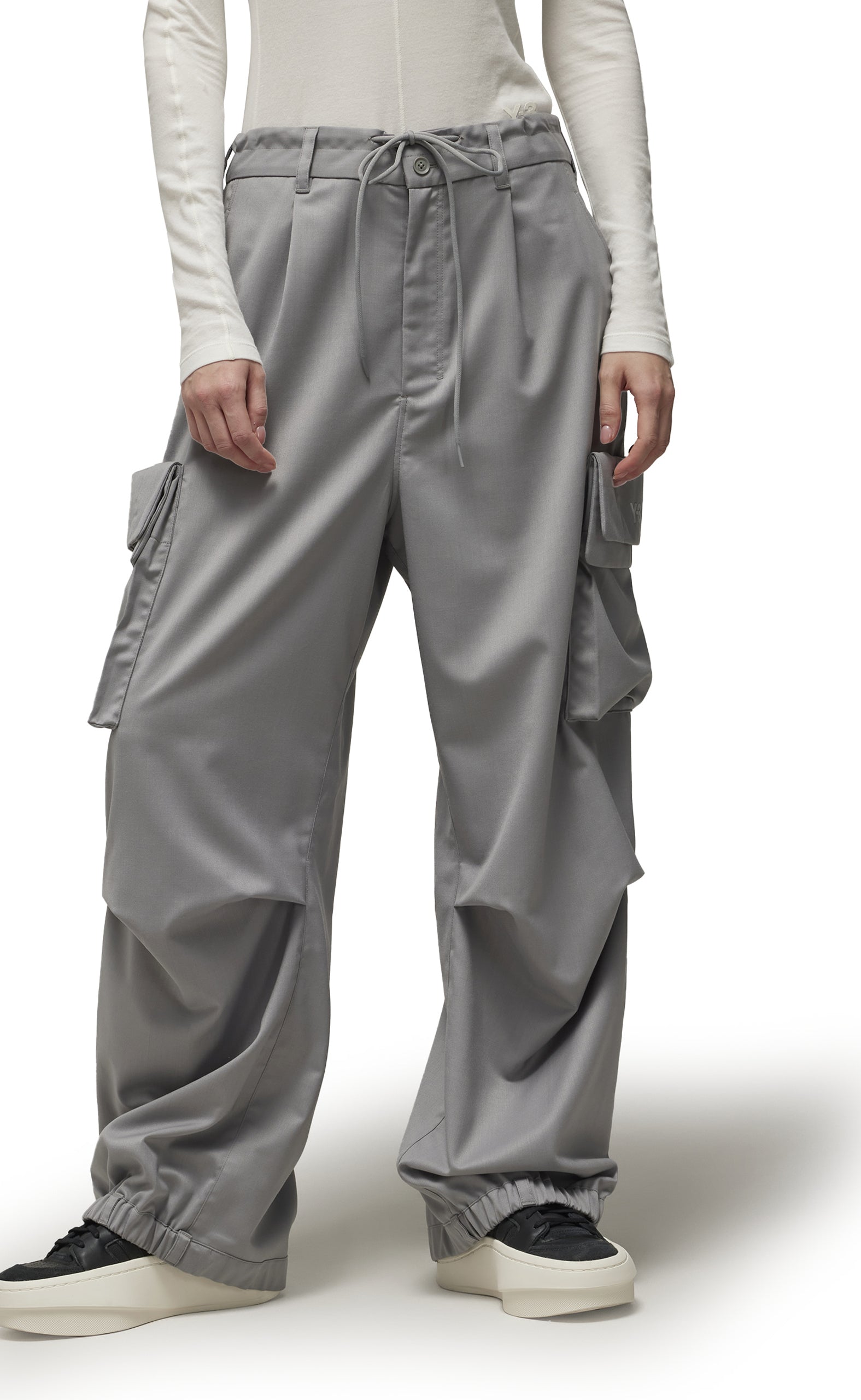 WOMENS REFINED WOVEN CARGO GREY PANTS